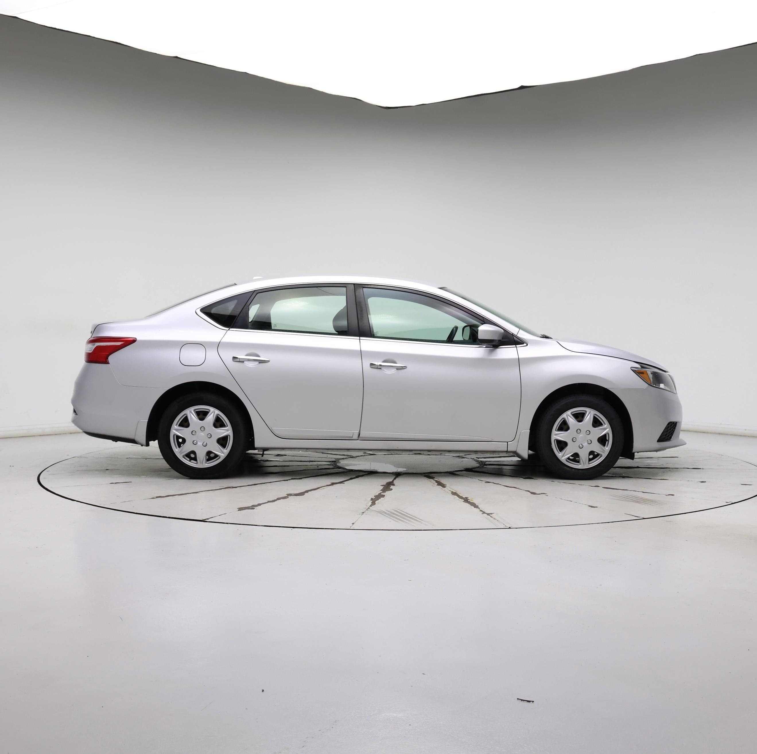 Thumbnail: 2017 Nissan Sentra - 7