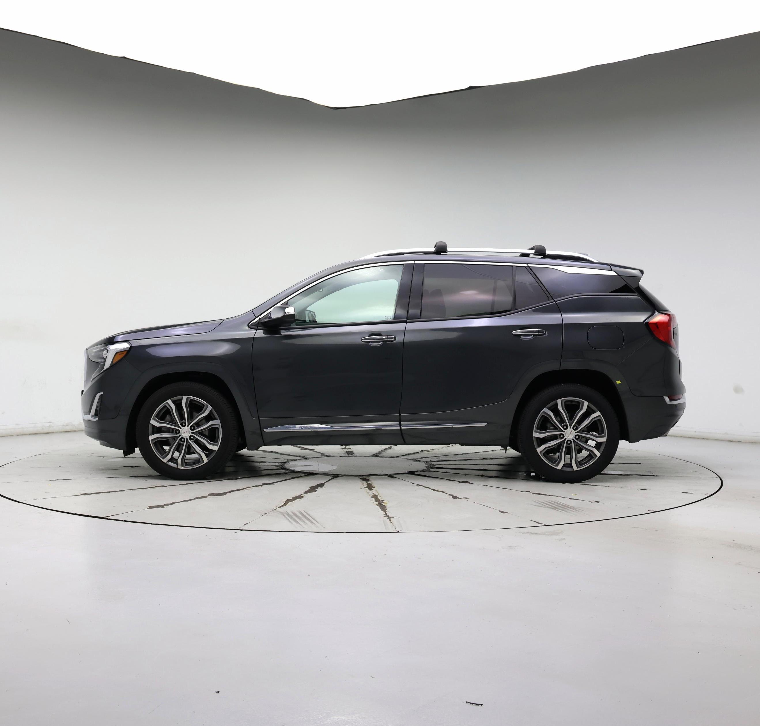 Thumbnail: 2019 GMC Terrain - 3