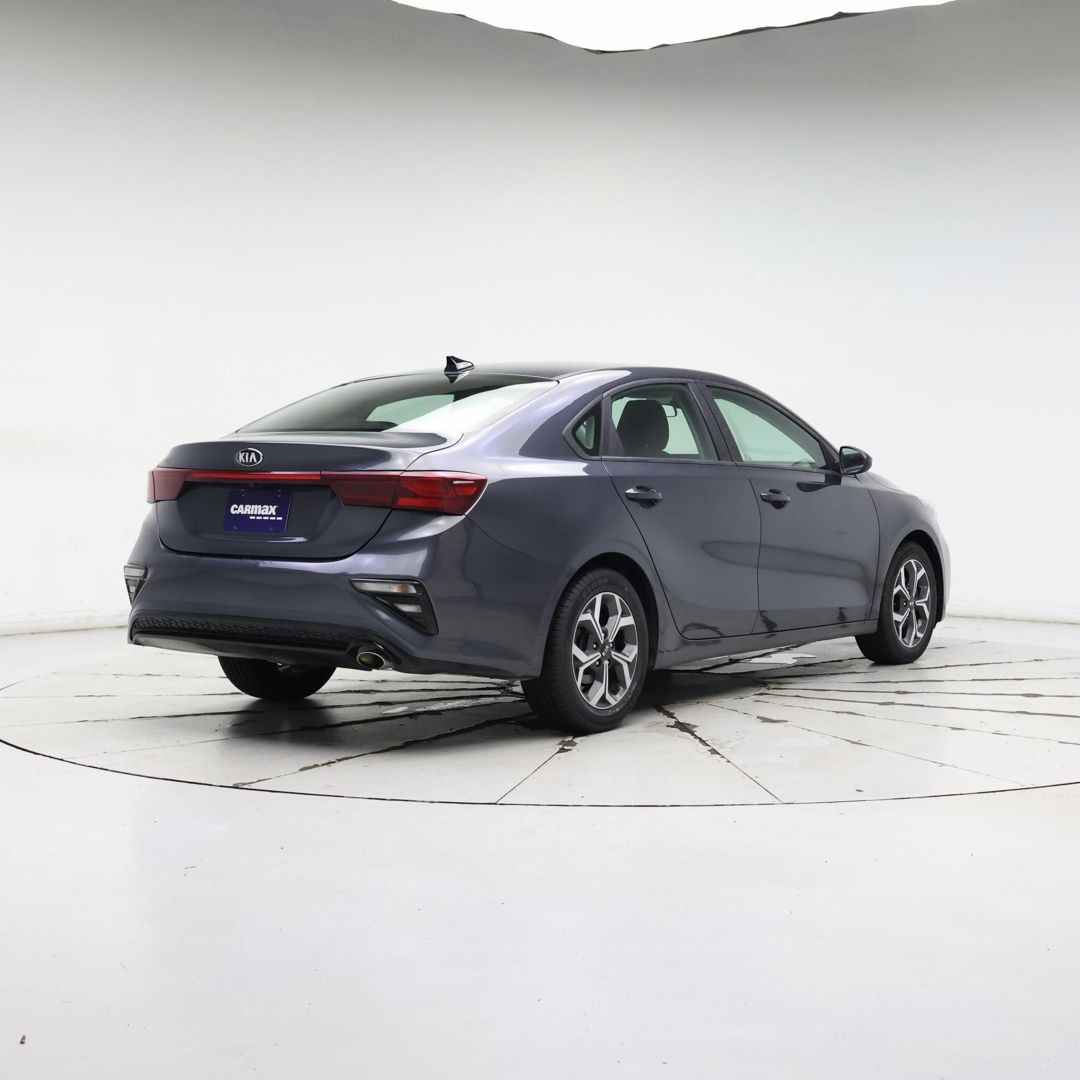 Thumbnail: 2021 Kia Forte - 8