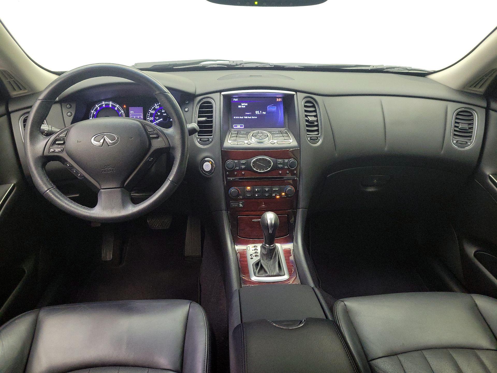 Thumbnail: 2017 INFINITI QX50 - 9