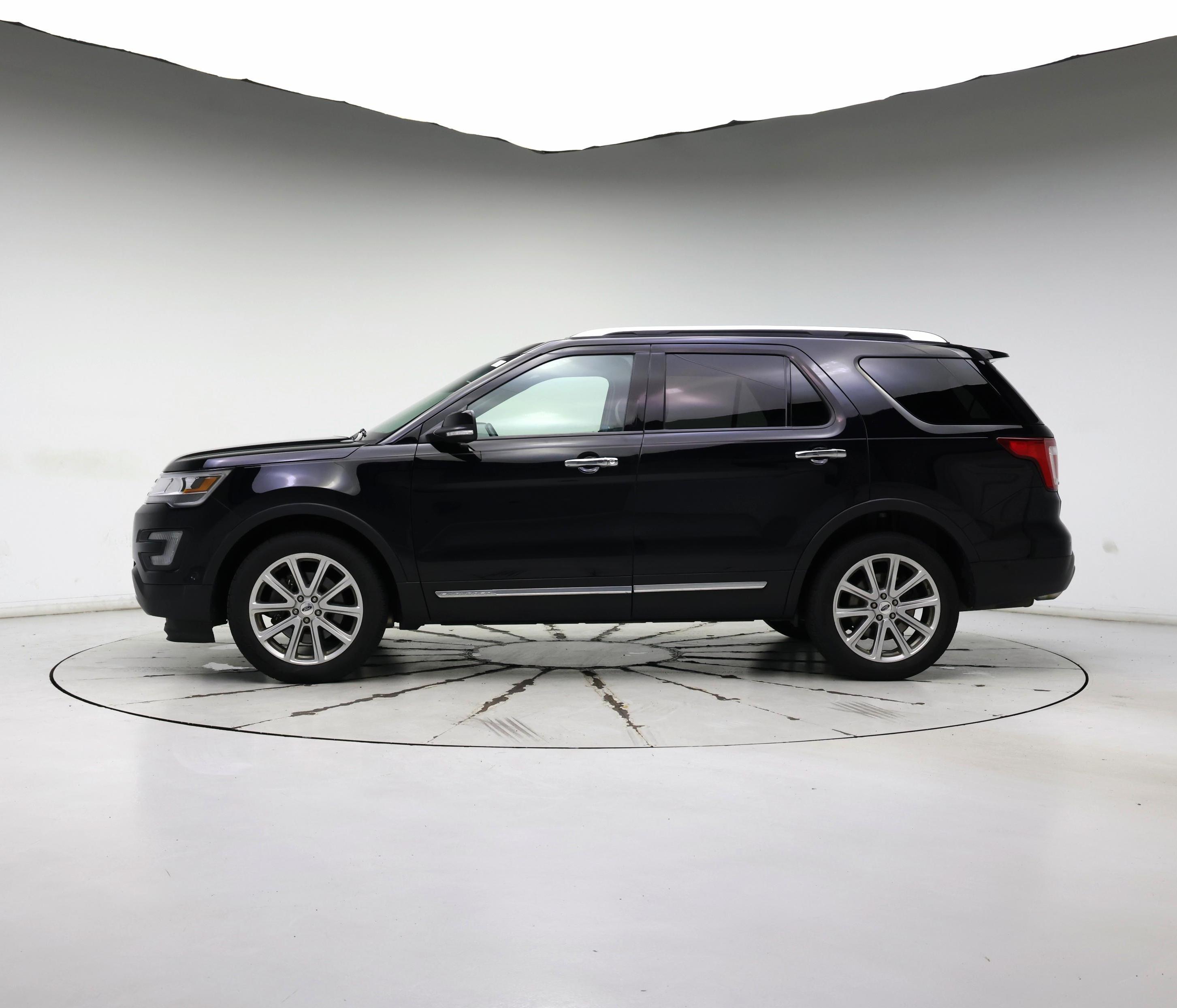 Thumbnail: 2016 Ford Explorer - 3
