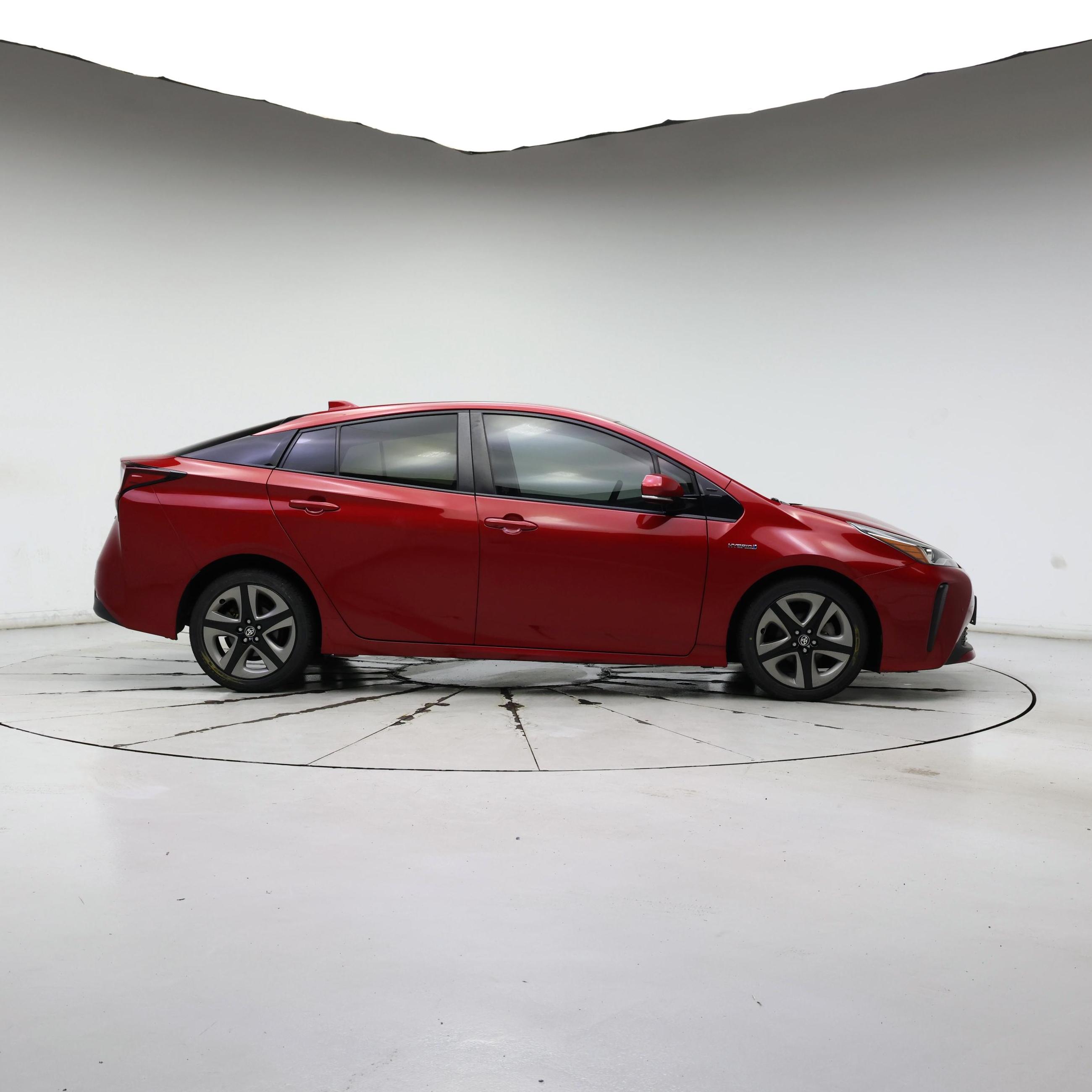 Thumbnail: 2020 Toyota Prius - 7