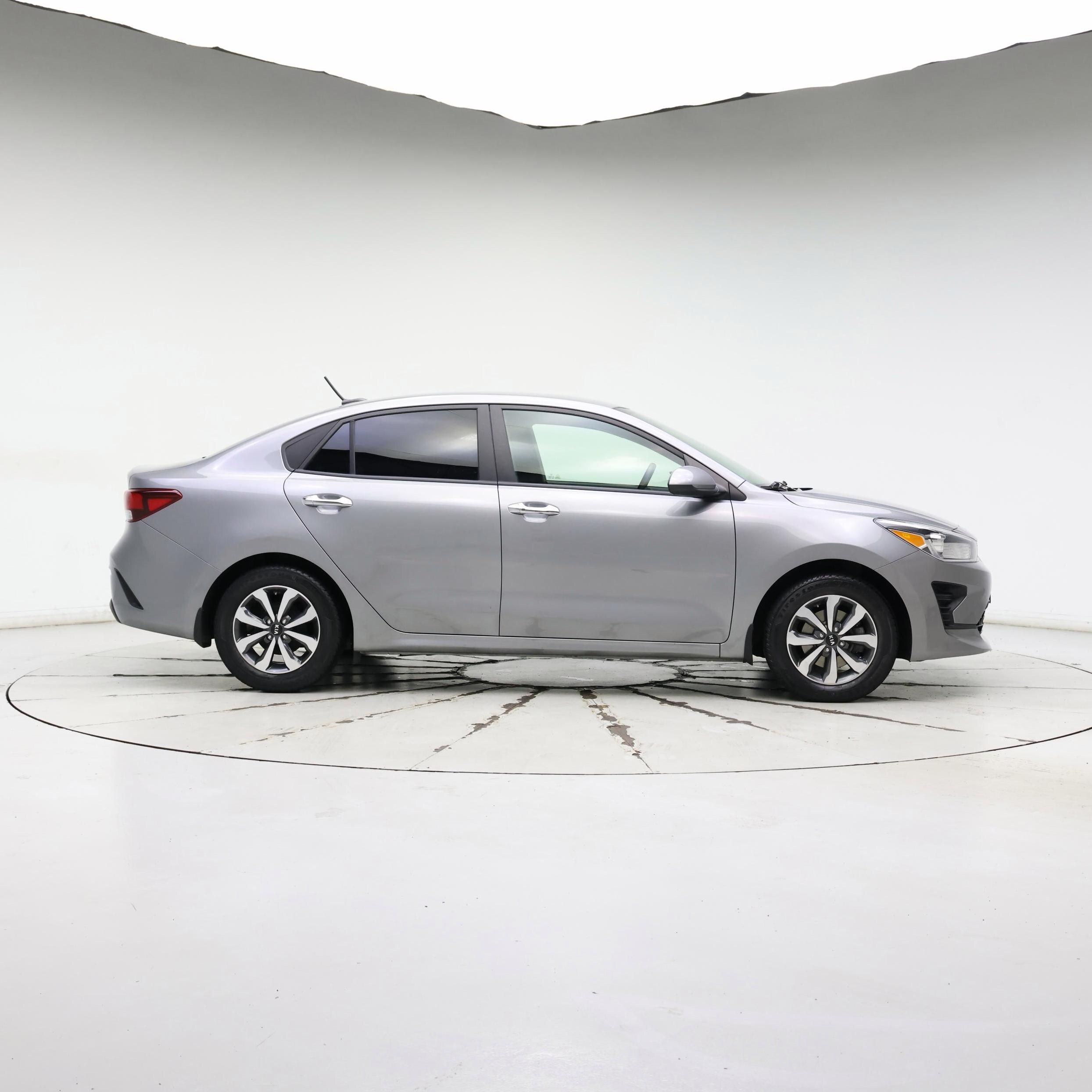 Thumbnail: 2021 Kia Rio - 7