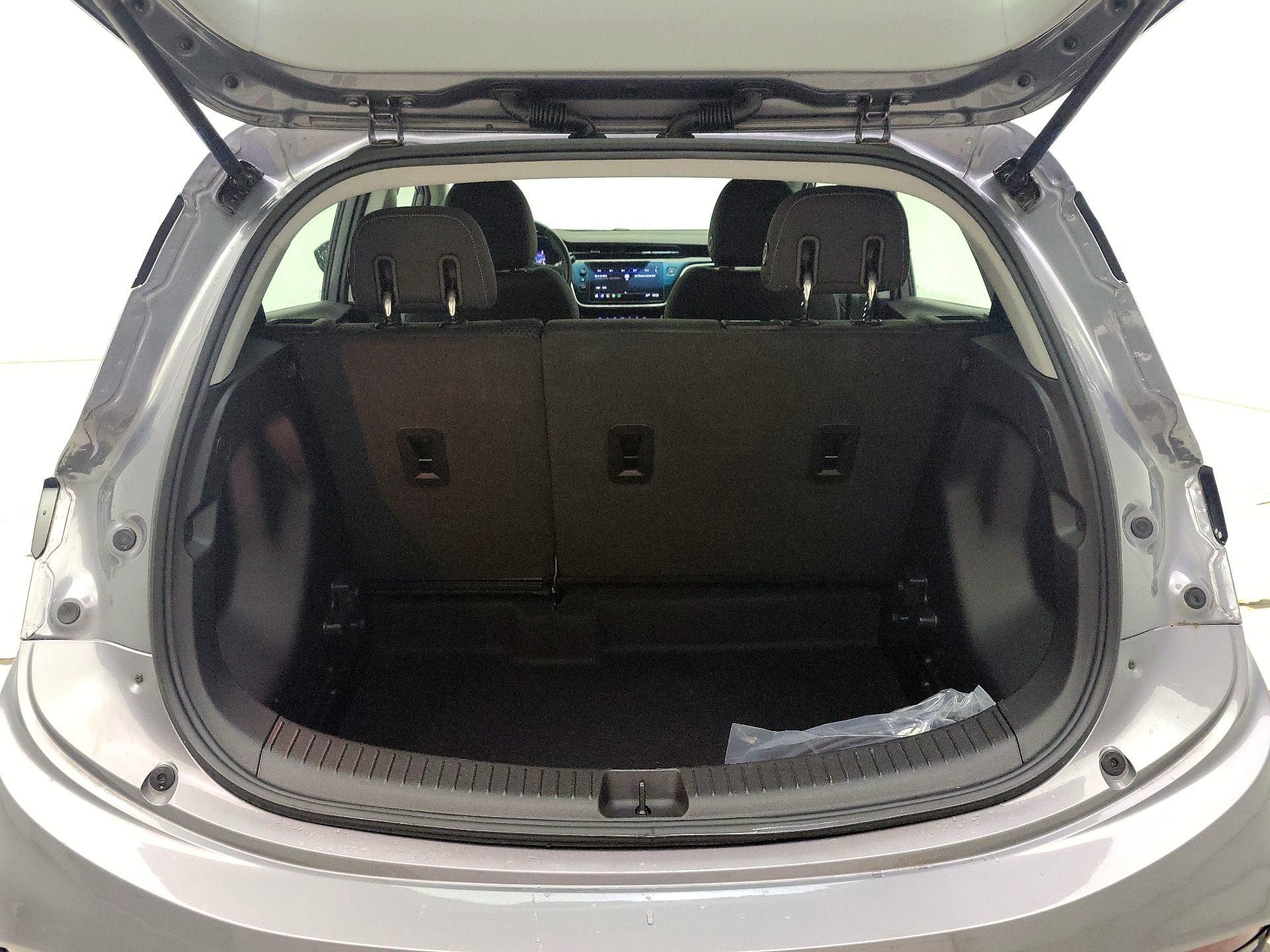 Thumbnail: 2023 Chevrolet Bolt EV - 20