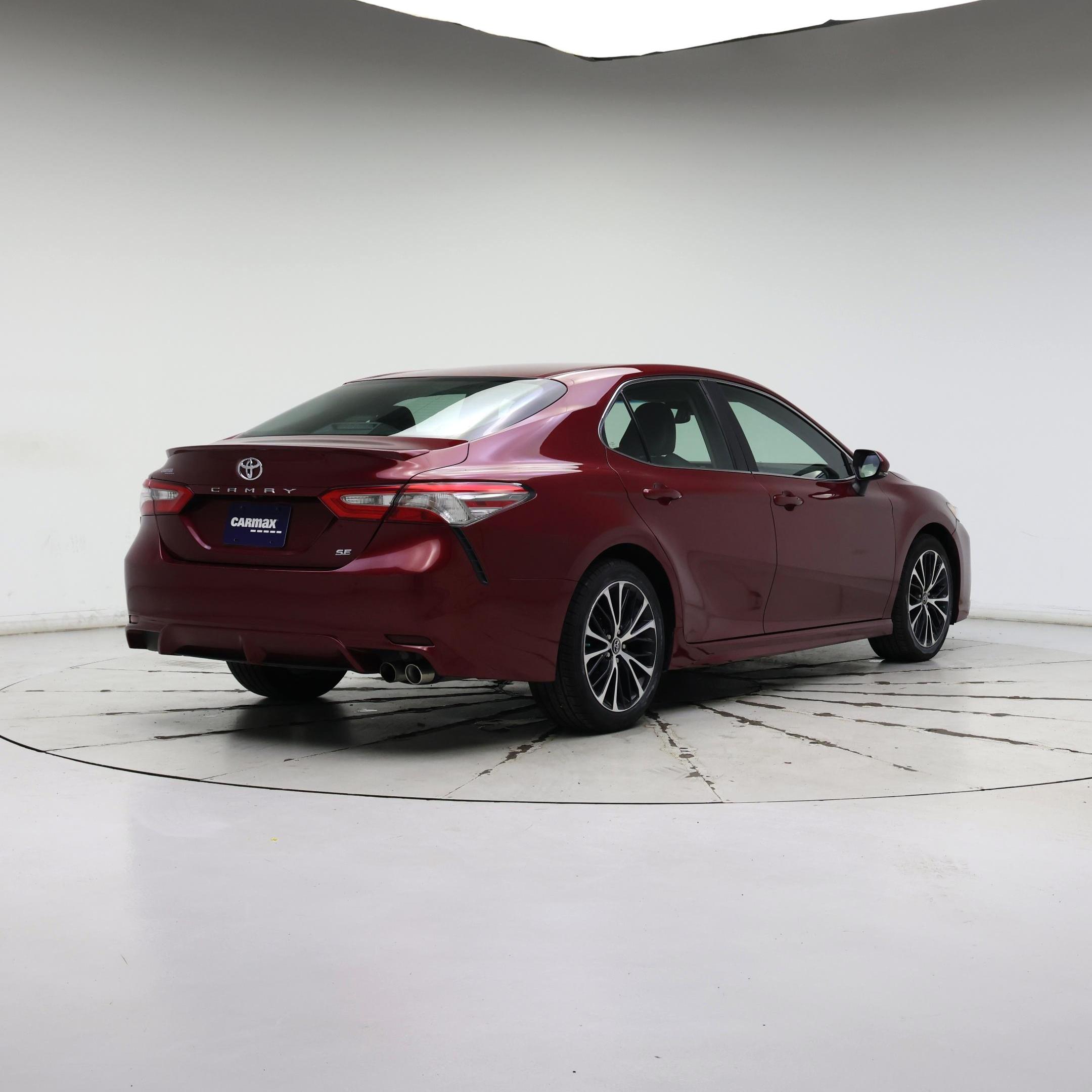 Thumbnail: 2018 Toyota Camry - 8