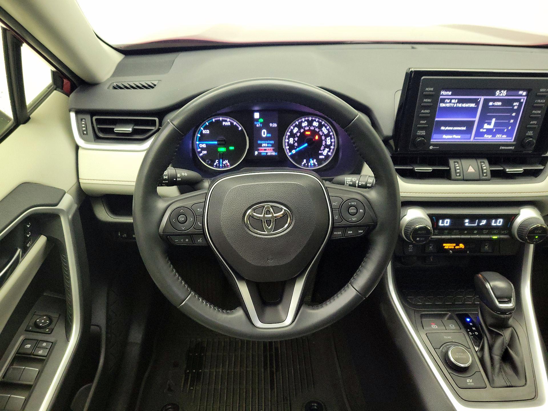 Thumbnail: 2022 Toyota RAV4 - 10