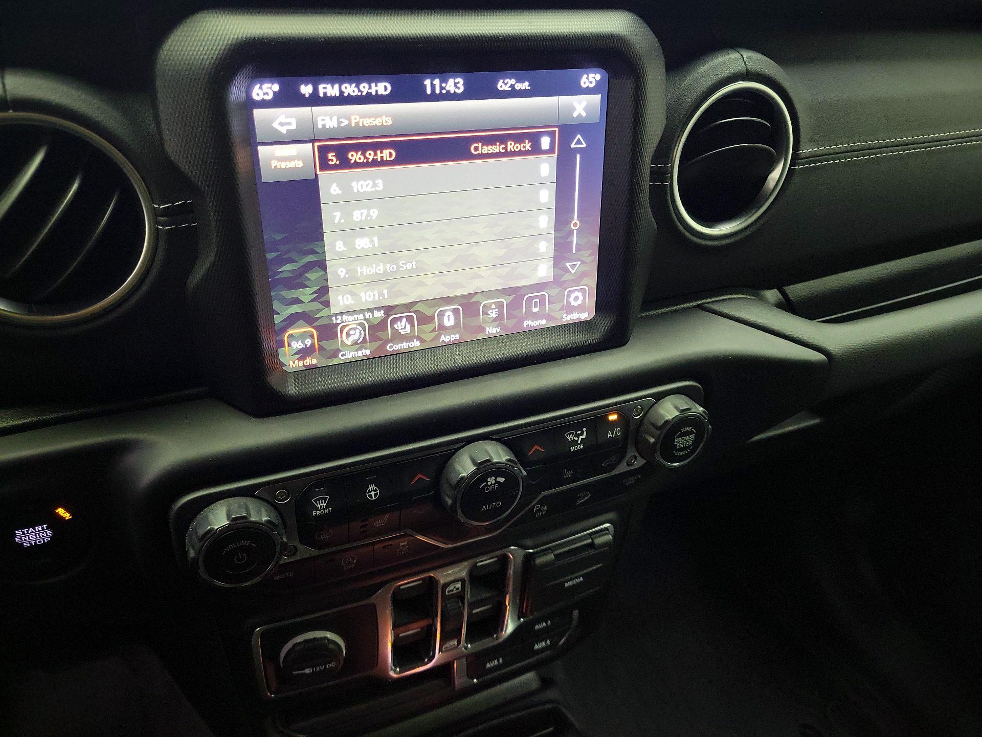 Thumbnail: 2020 Jeep Wrangler - 16