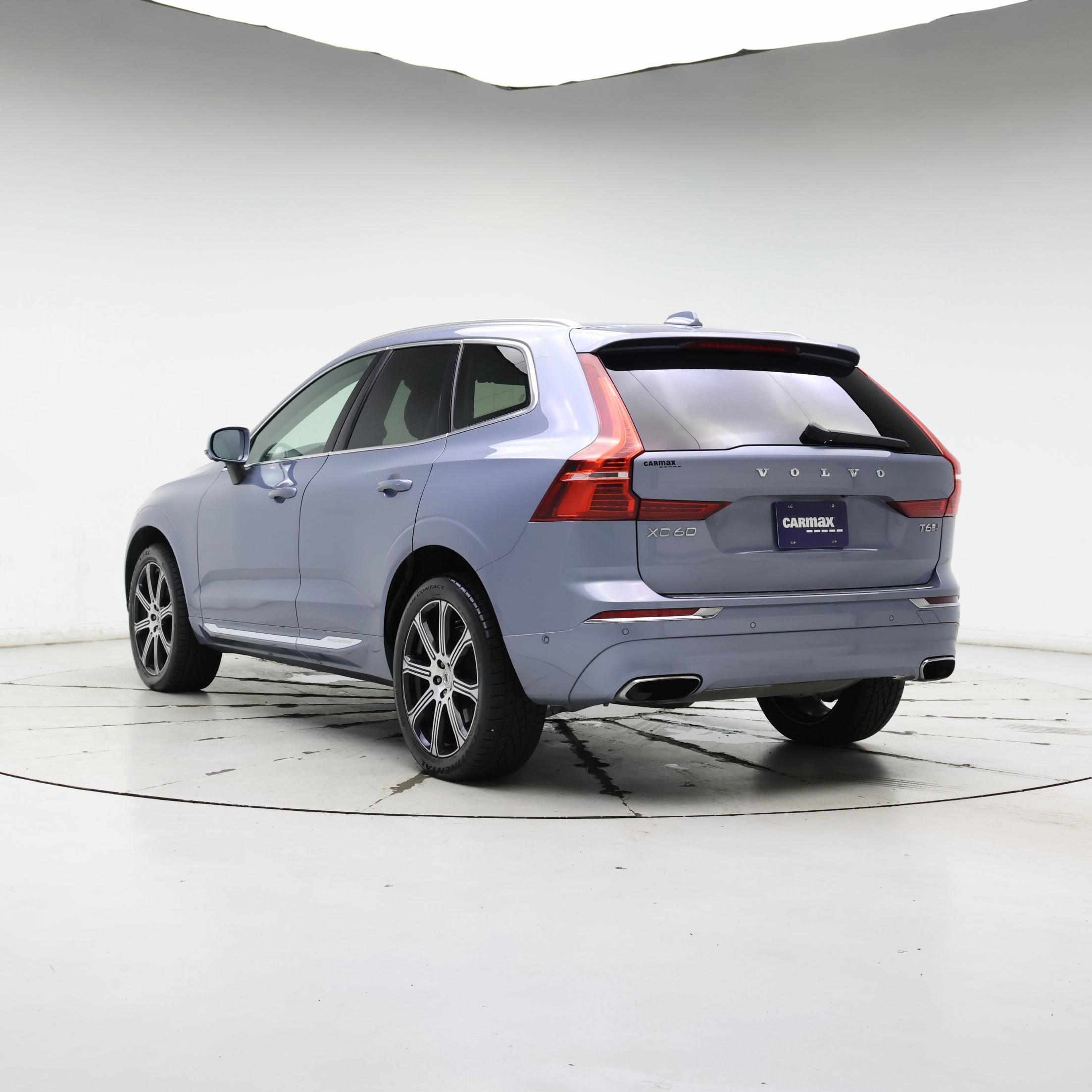 Thumbnail: 2018 Volvo XC60 - 2