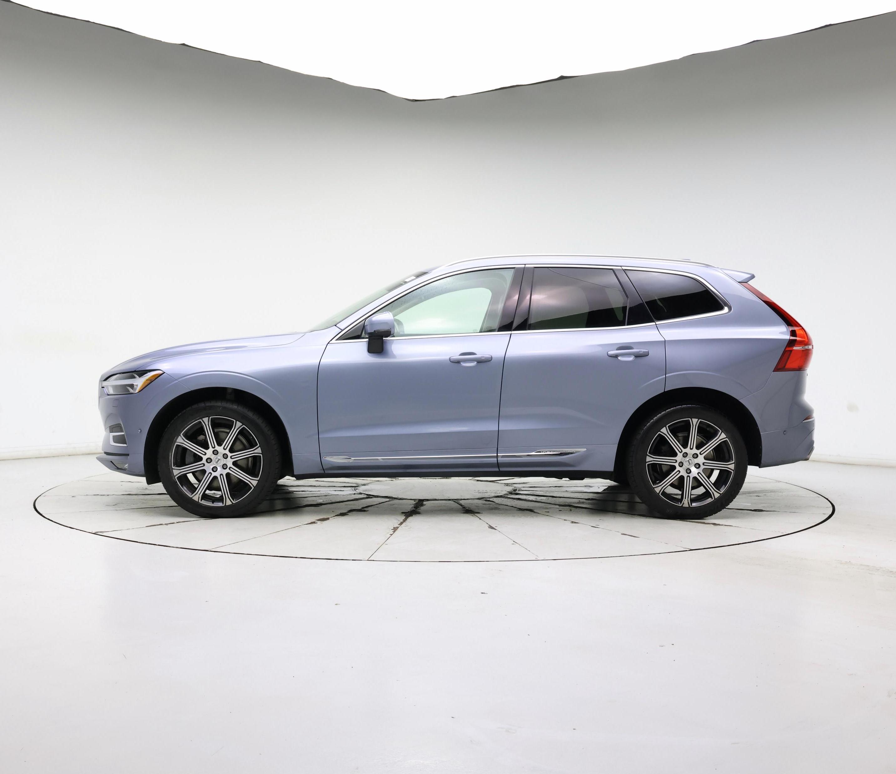 Thumbnail: 2018 Volvo XC60 - 3