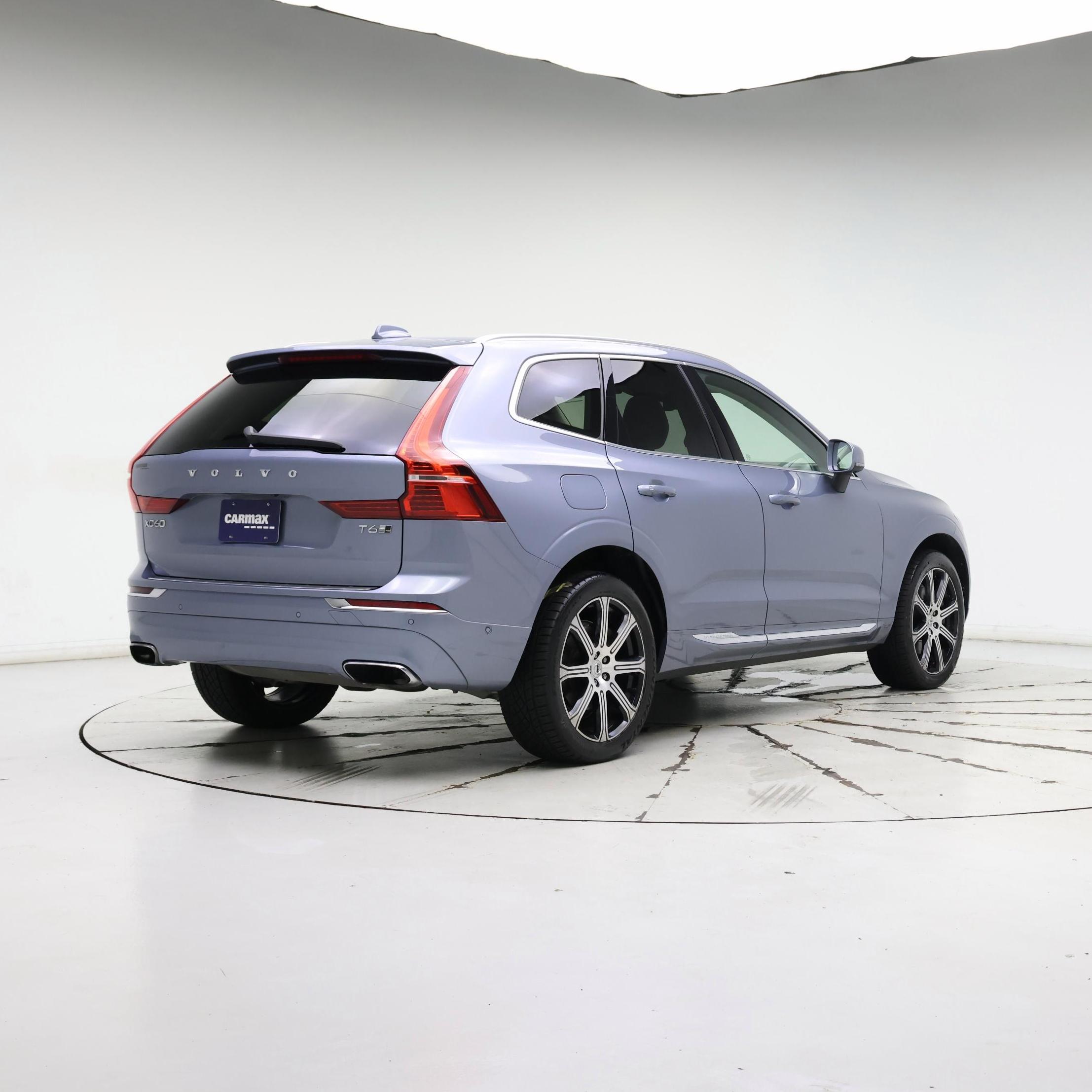 Thumbnail: 2018 Volvo XC60 - 8