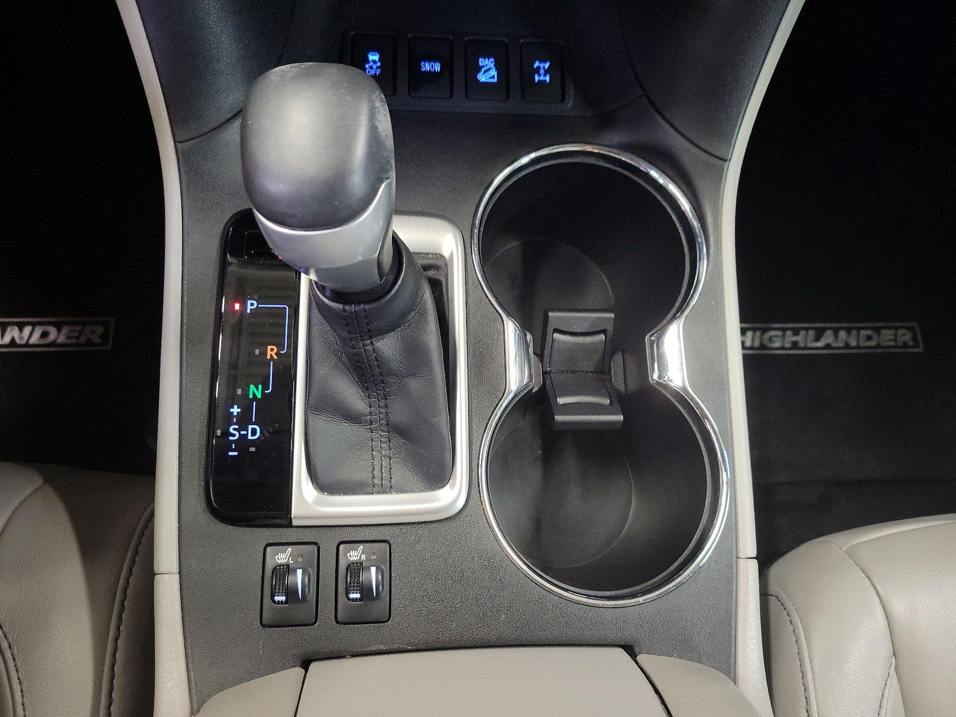 Thumbnail: 2014 Toyota Highlander - 17