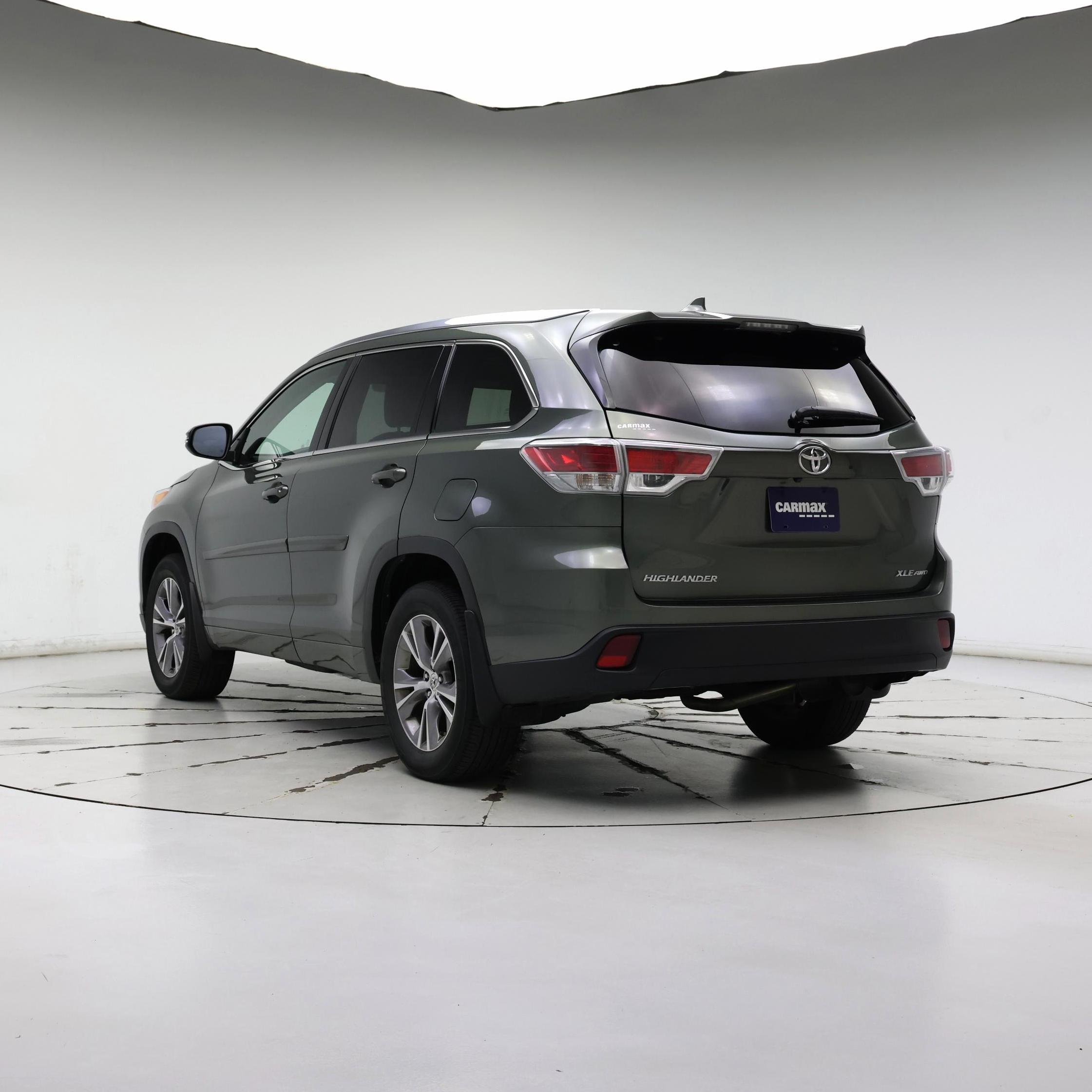 Thumbnail: 2014 Toyota Highlander - 2