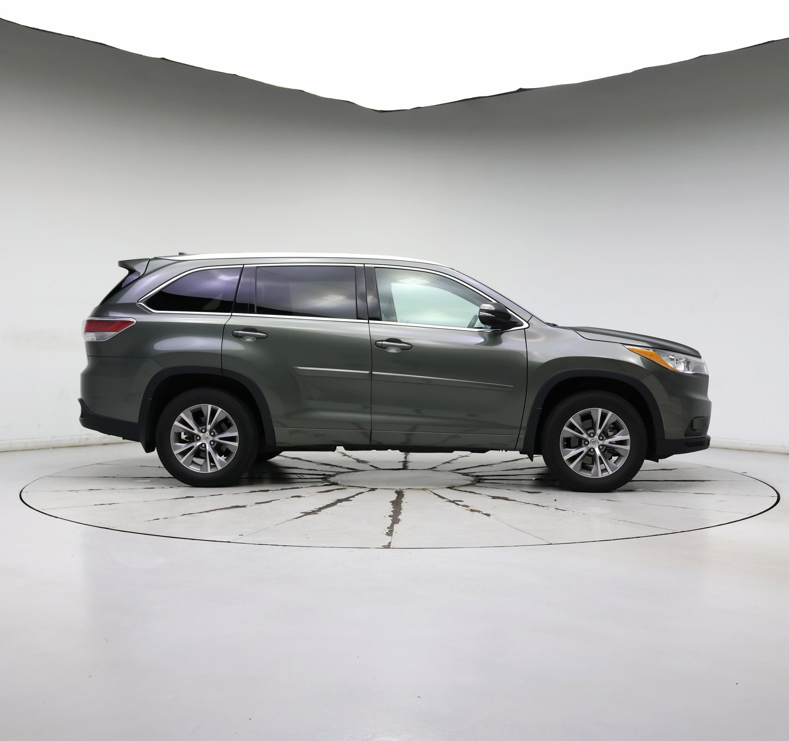 Thumbnail: 2014 Toyota Highlander - 7