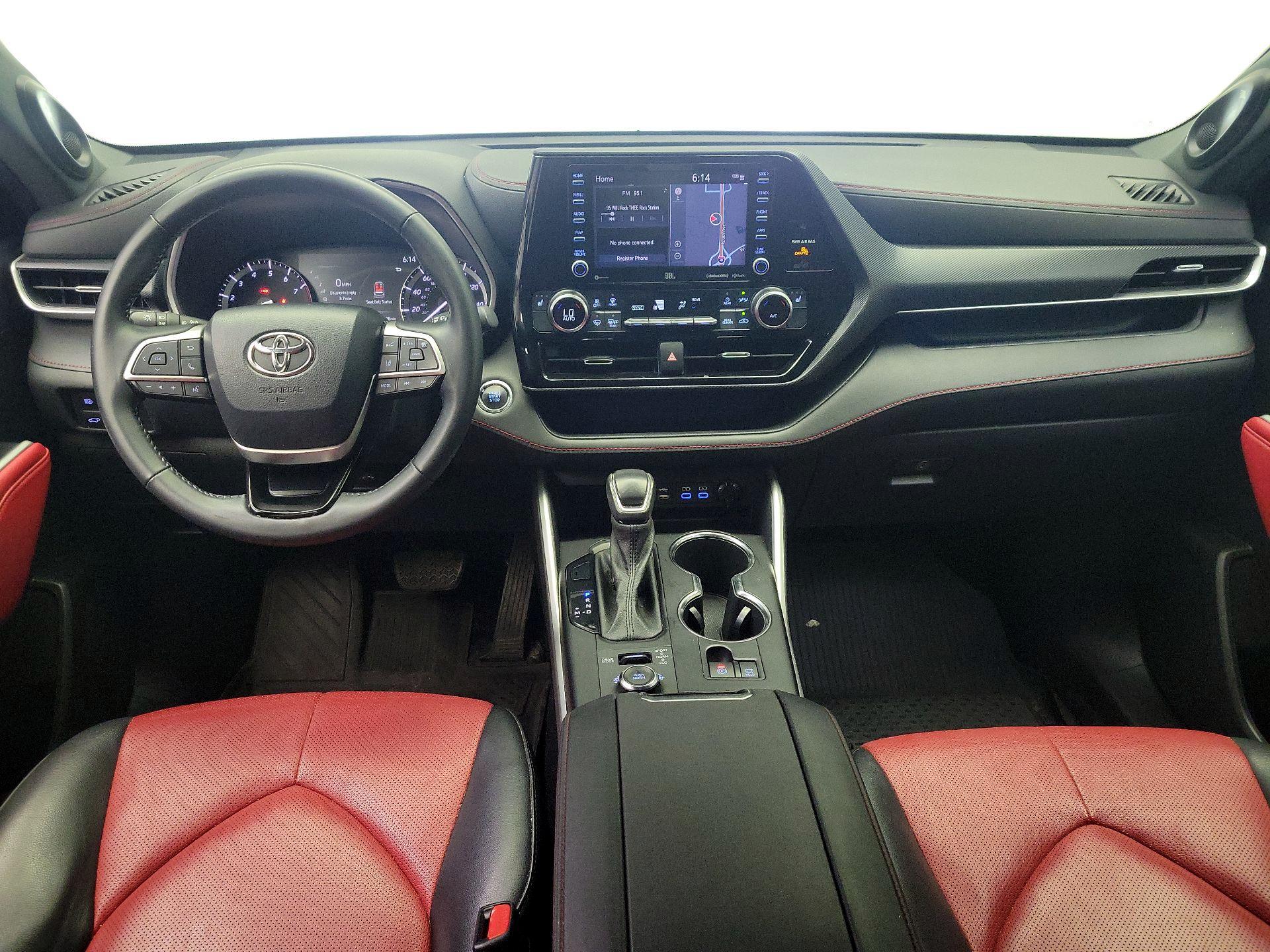 Thumbnail: 2022 Toyota Highlander - 9
