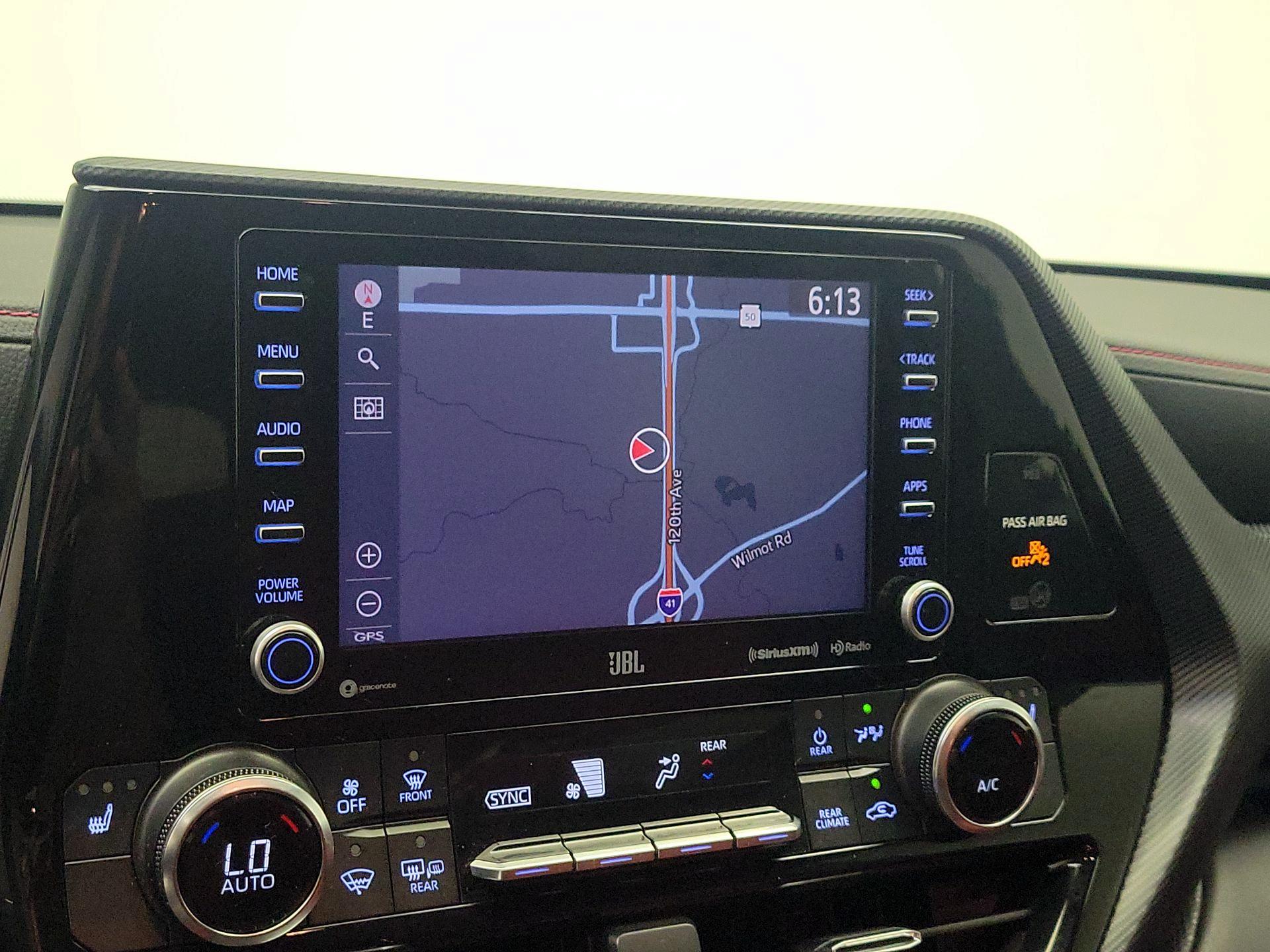 Thumbnail: 2022 Toyota Highlander - 14