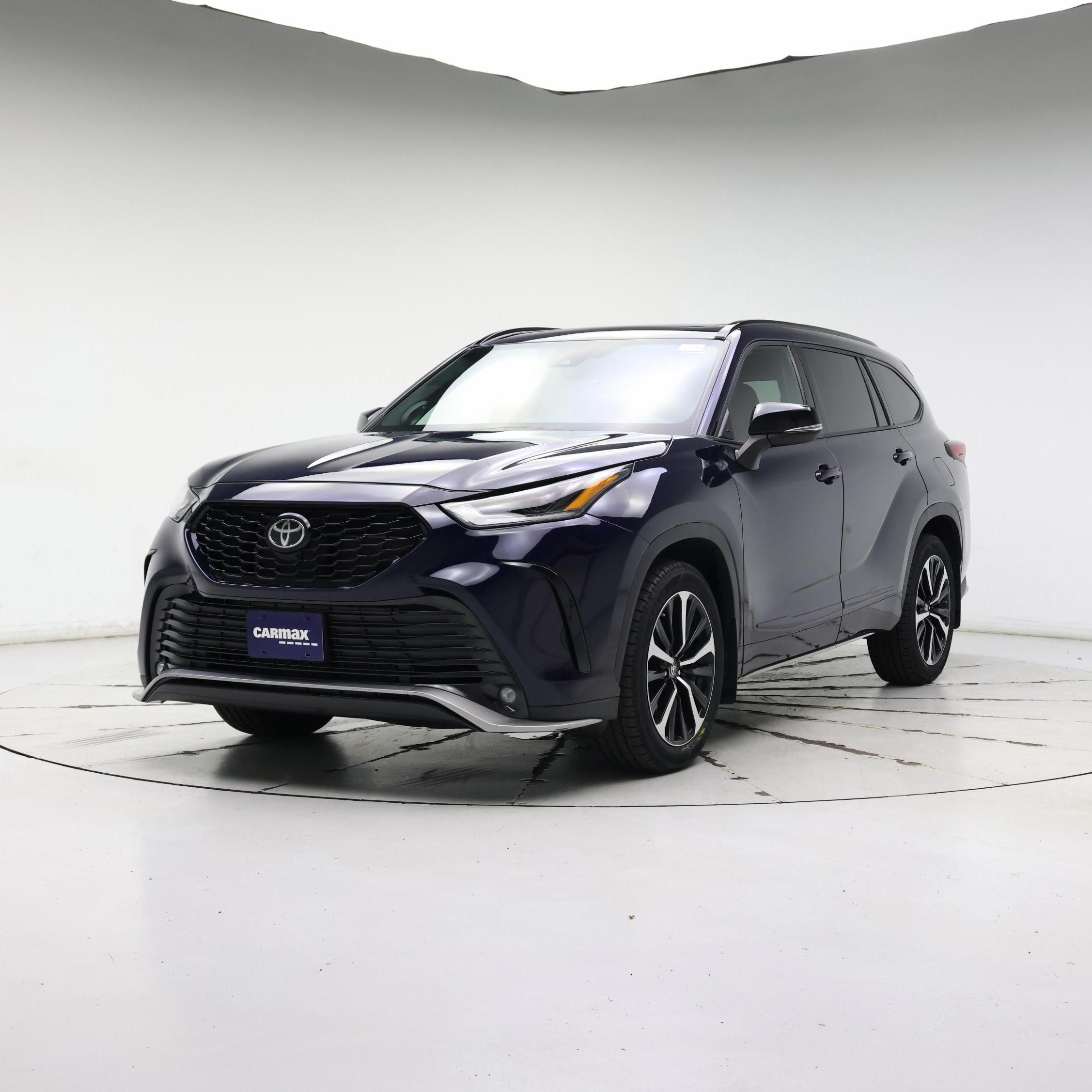 Thumbnail: 2022 Toyota Highlander - 4