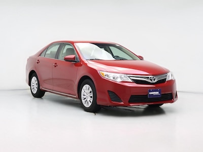 Red 2014 Toyota Camry LE