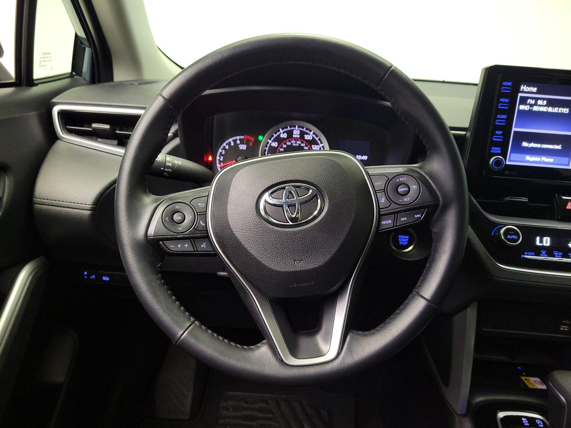 Thumbnail: 2022 Toyota Corolla Cross - 10