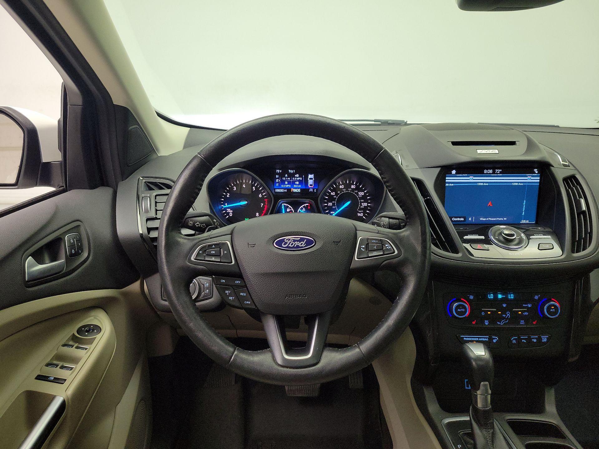 Thumbnail: 2017 Ford Escape - 10