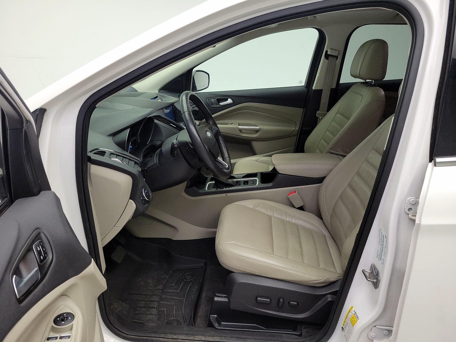 Thumbnail: 2017 Ford Escape - 11