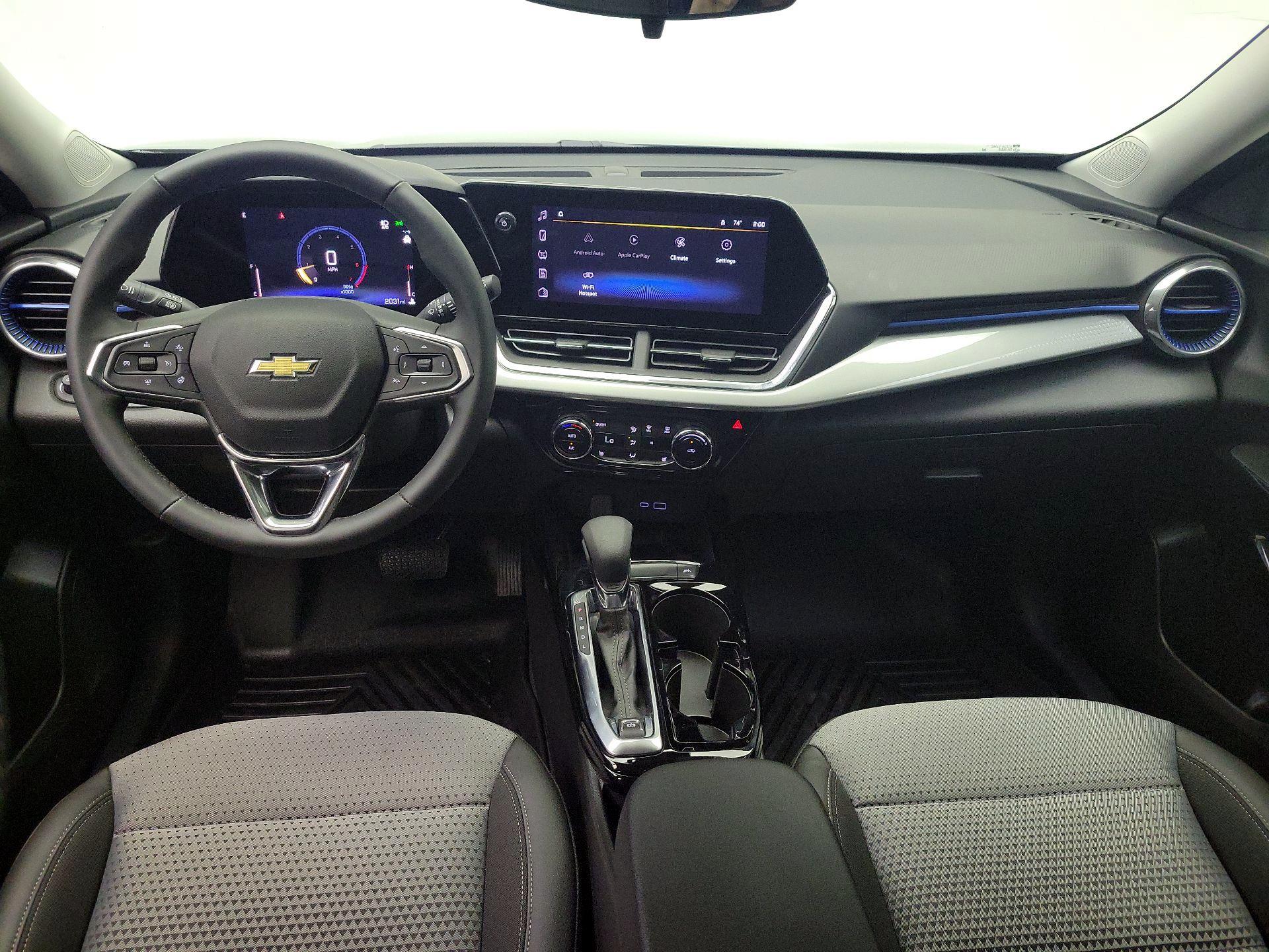 Thumbnail: 2025 Chevrolet Trax - 9