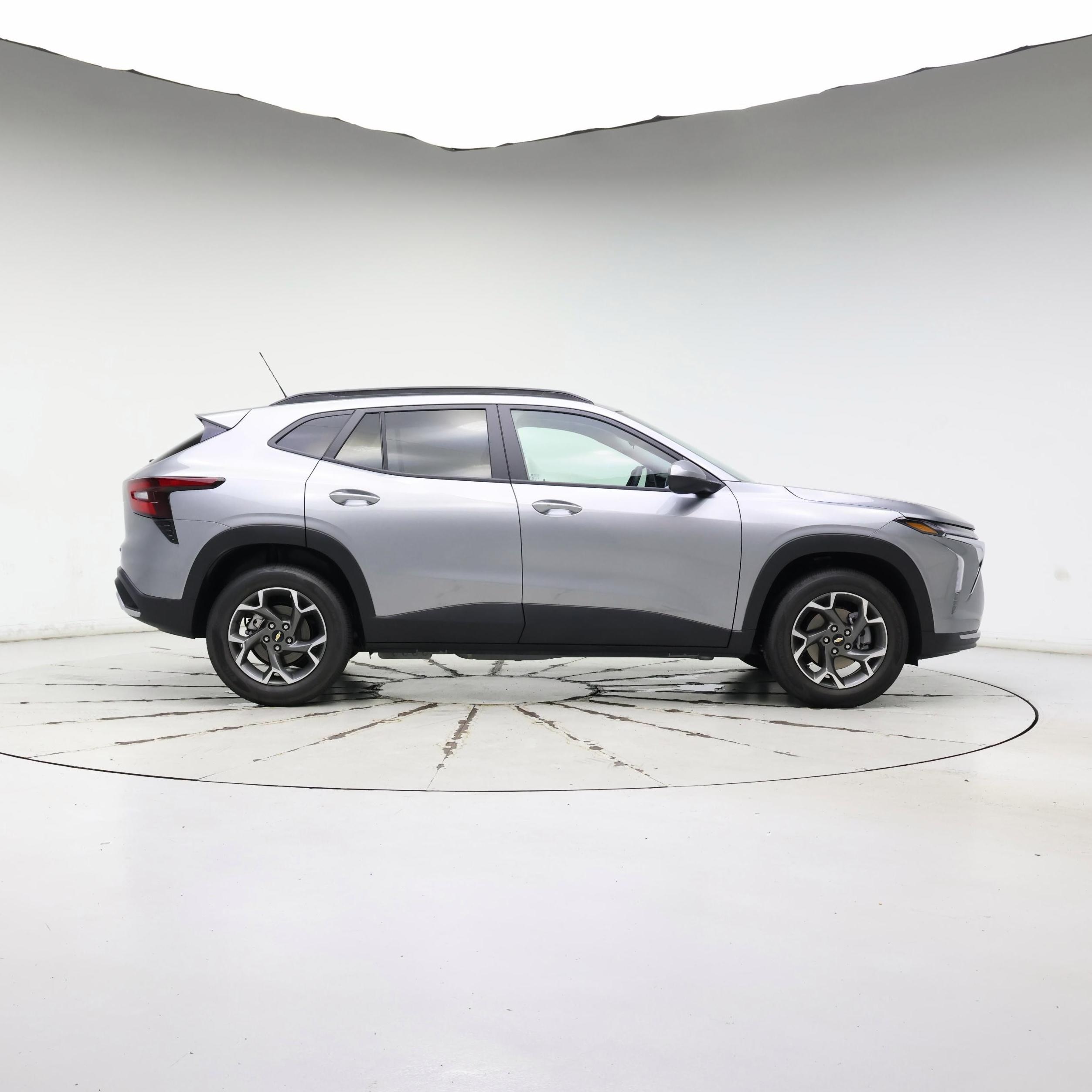 Thumbnail: 2025 Chevrolet Trax - 7