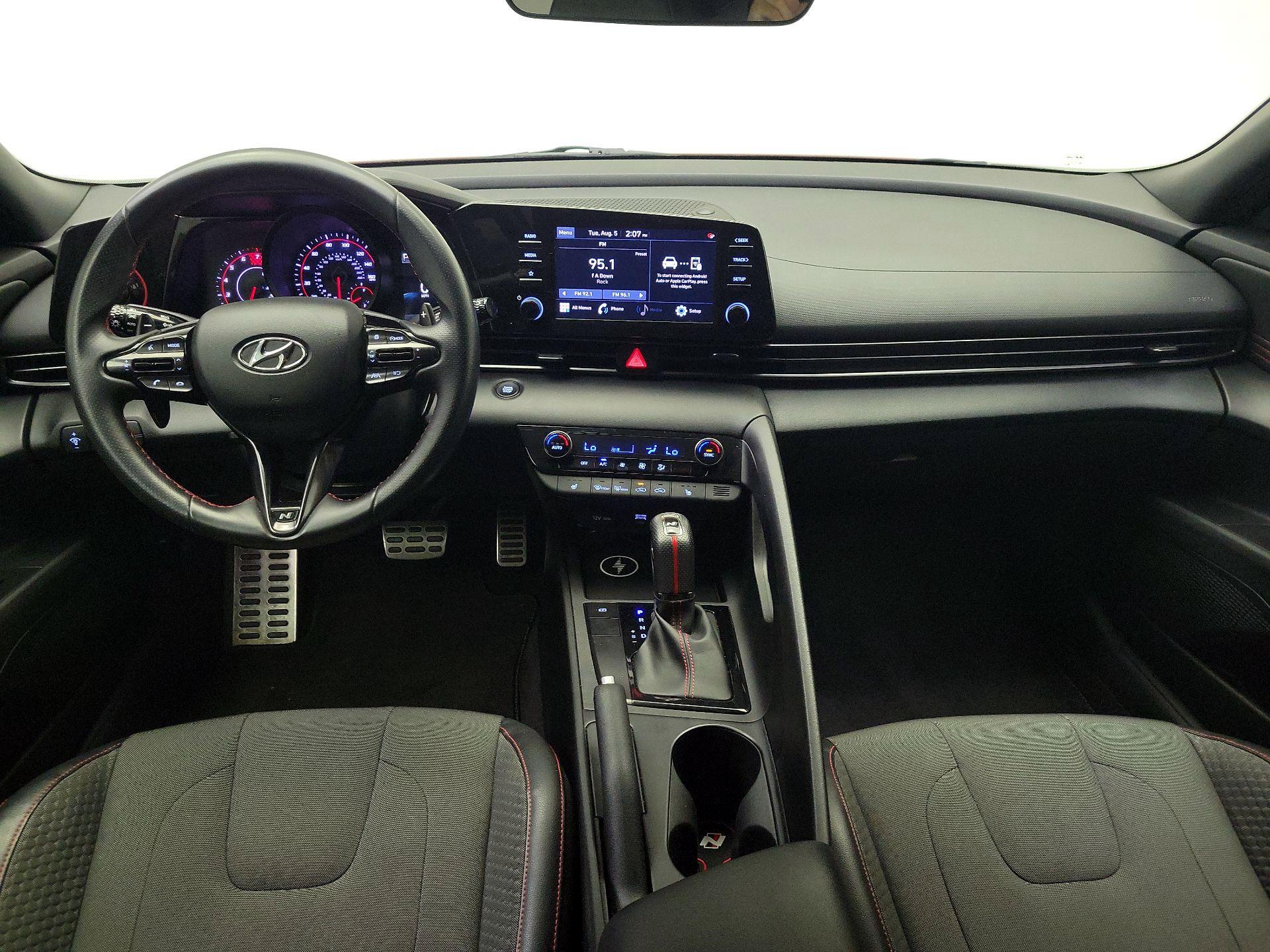 Thumbnail: 2022 Hyundai Elantra - 9