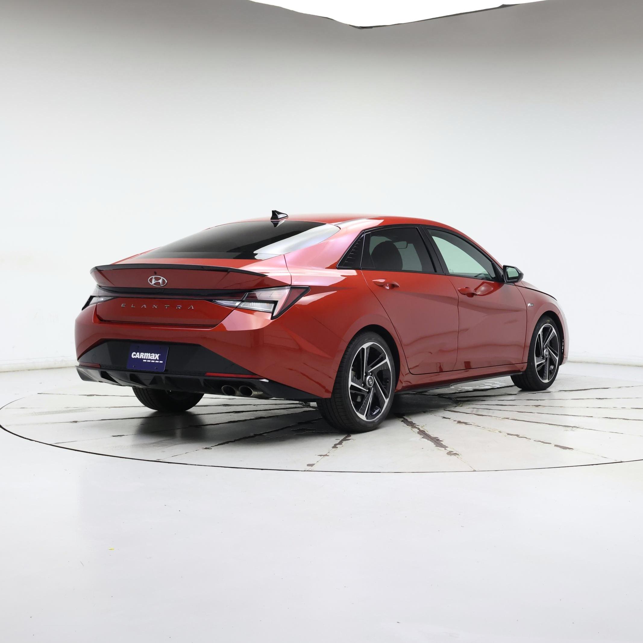 Thumbnail: 2022 Hyundai Elantra - 8