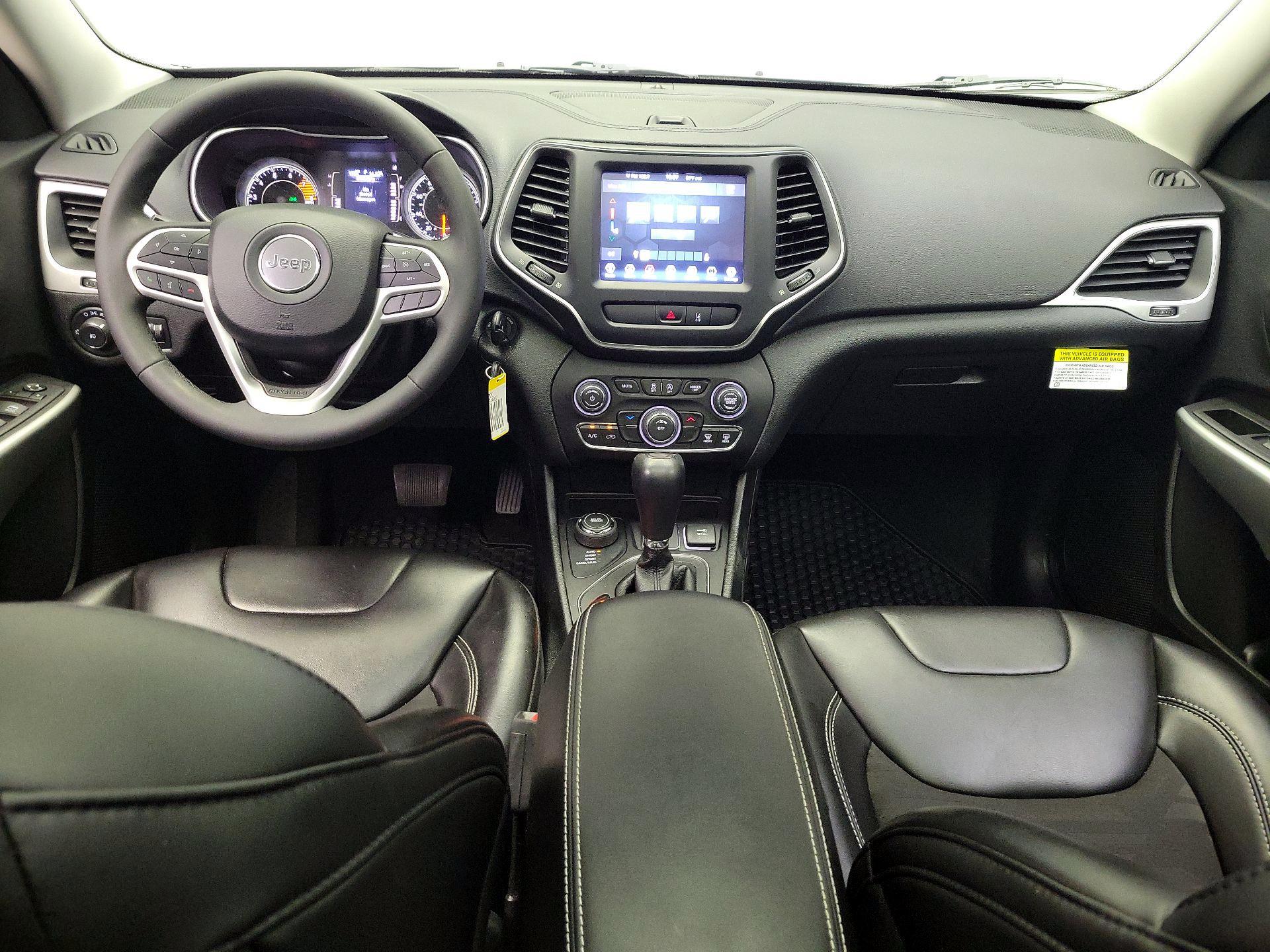 Thumbnail: 2022 Jeep Cherokee - 9