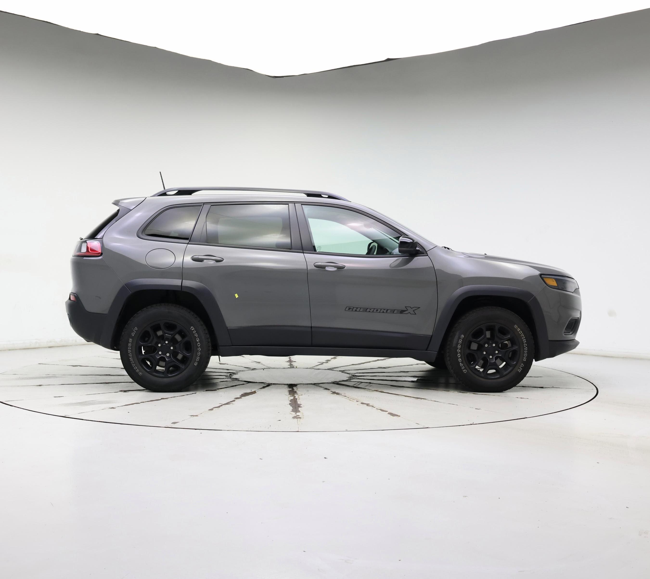Thumbnail: 2022 Jeep Cherokee - 7