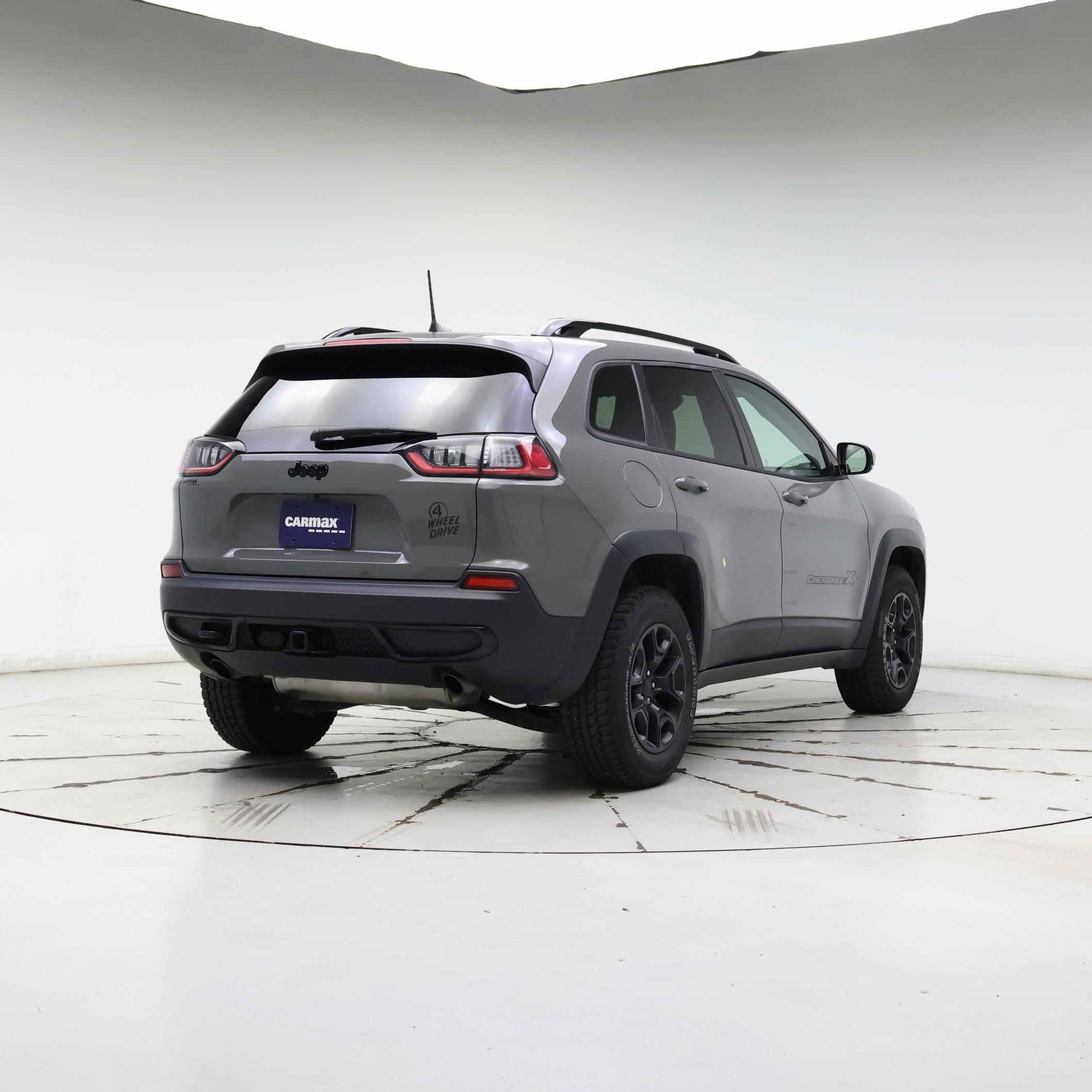 Thumbnail: 2022 Jeep Cherokee - 8