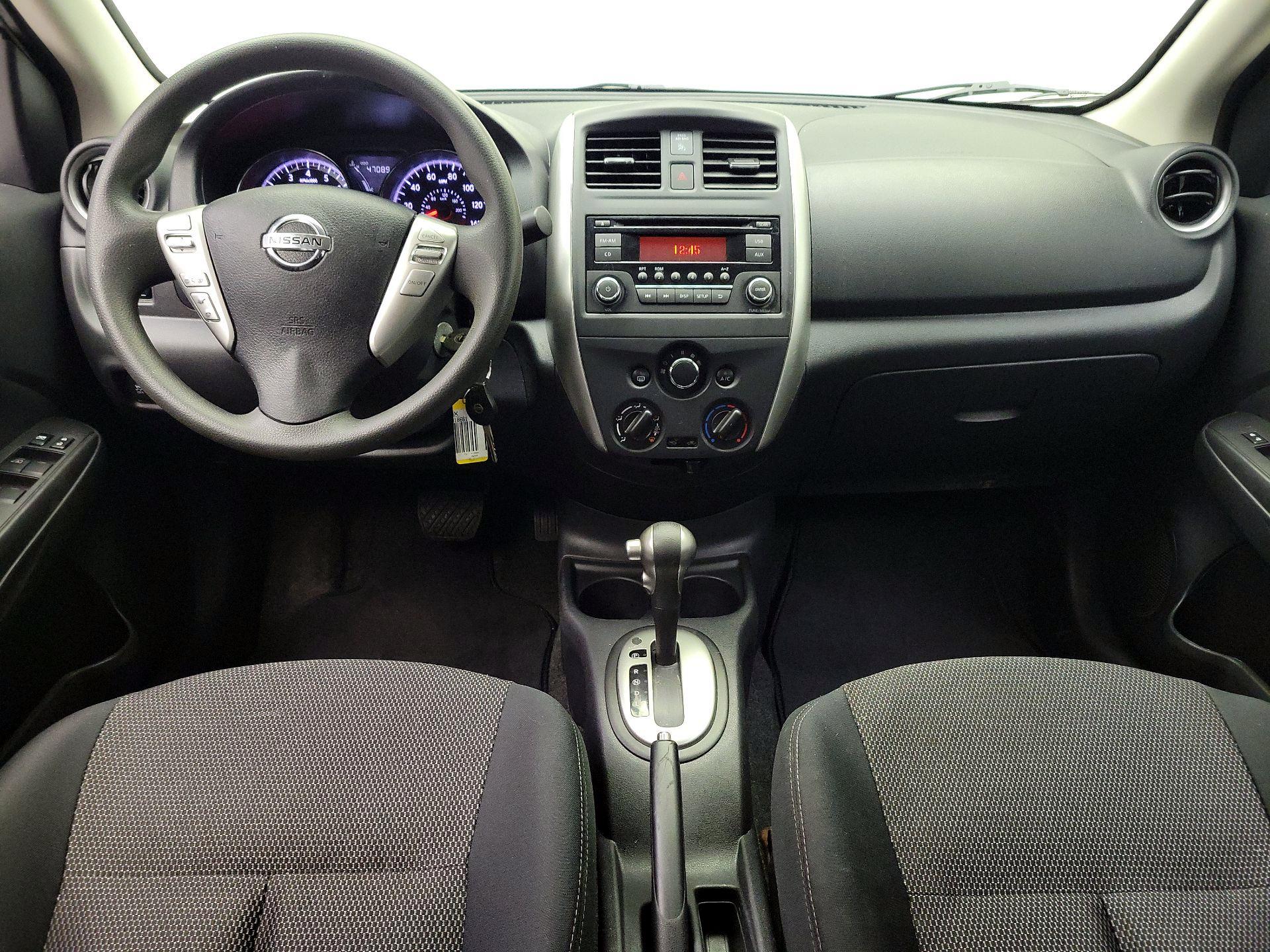 Thumbnail: 2015 Nissan Versa - 9