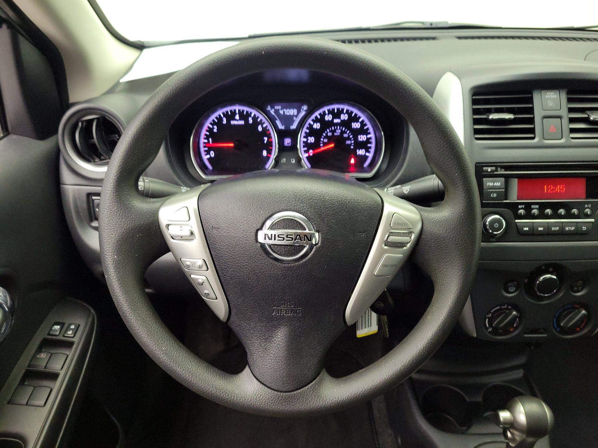 Thumbnail: 2015 Nissan Versa - 10
