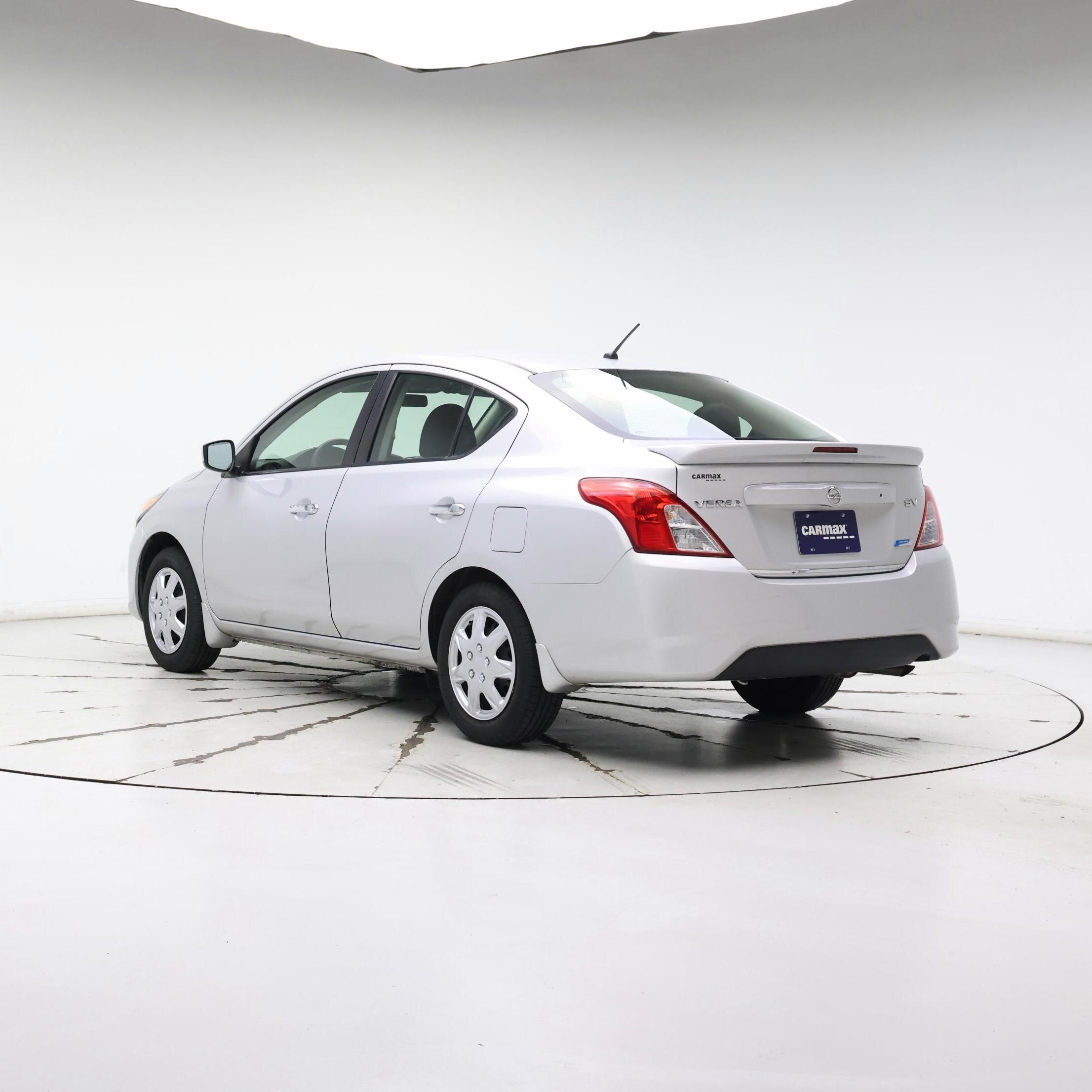 Thumbnail: 2015 Nissan Versa - 2
