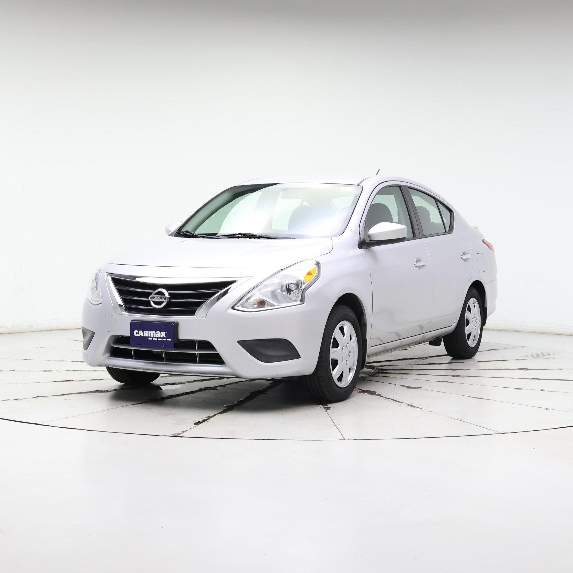 Thumbnail: 2015 Nissan Versa - 4