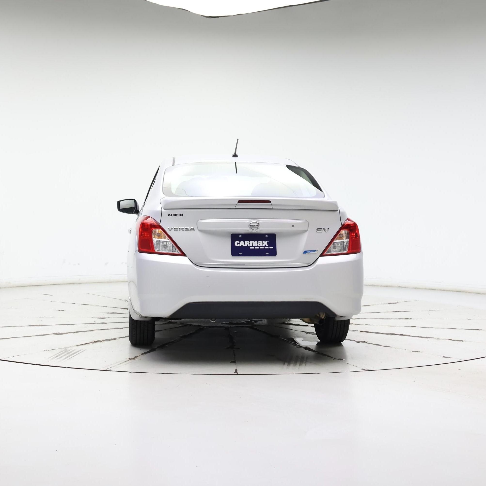 Thumbnail: 2015 Nissan Versa - 6