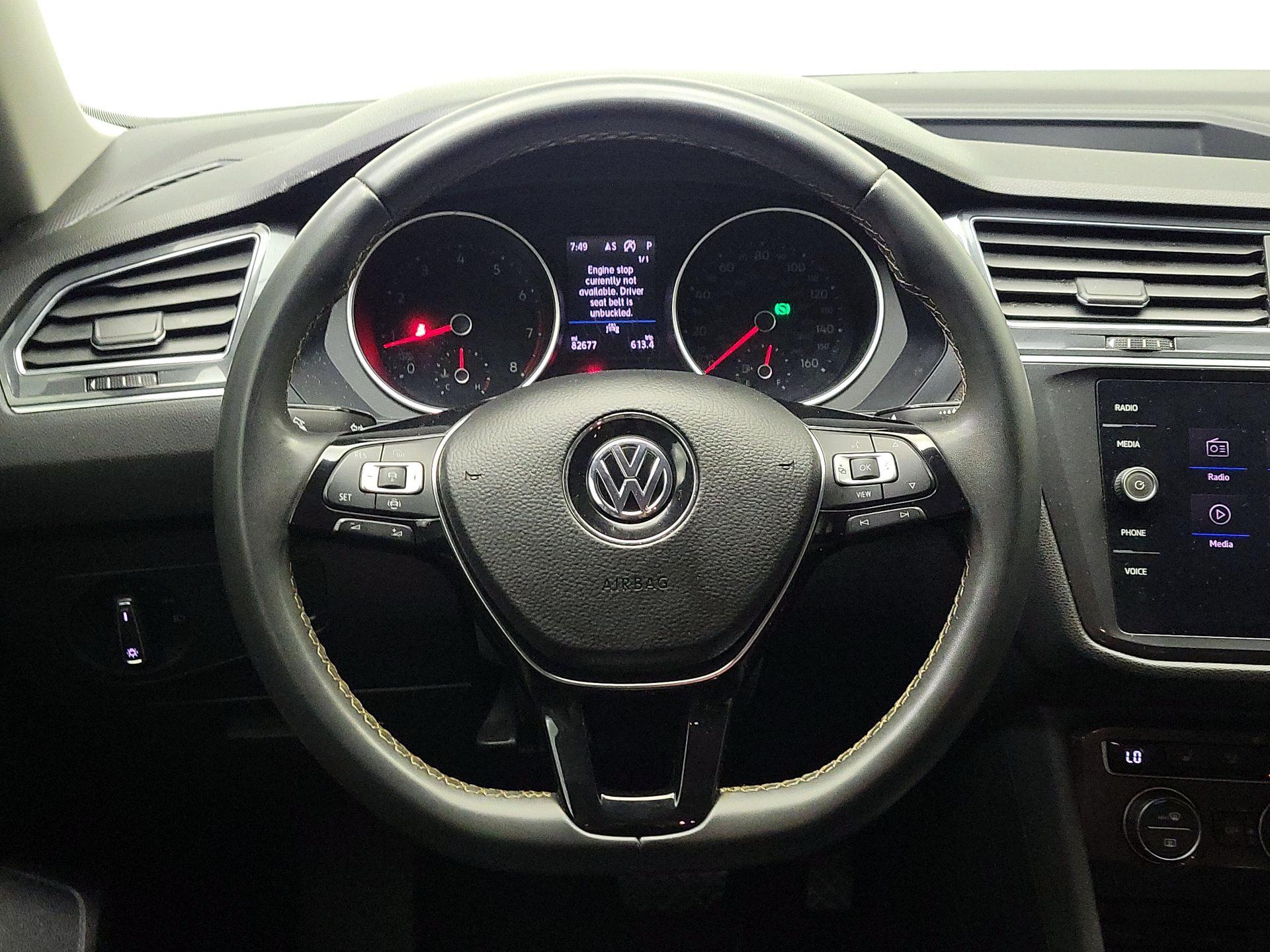 Thumbnail: 2021 Volkswagen Tiguan - 10