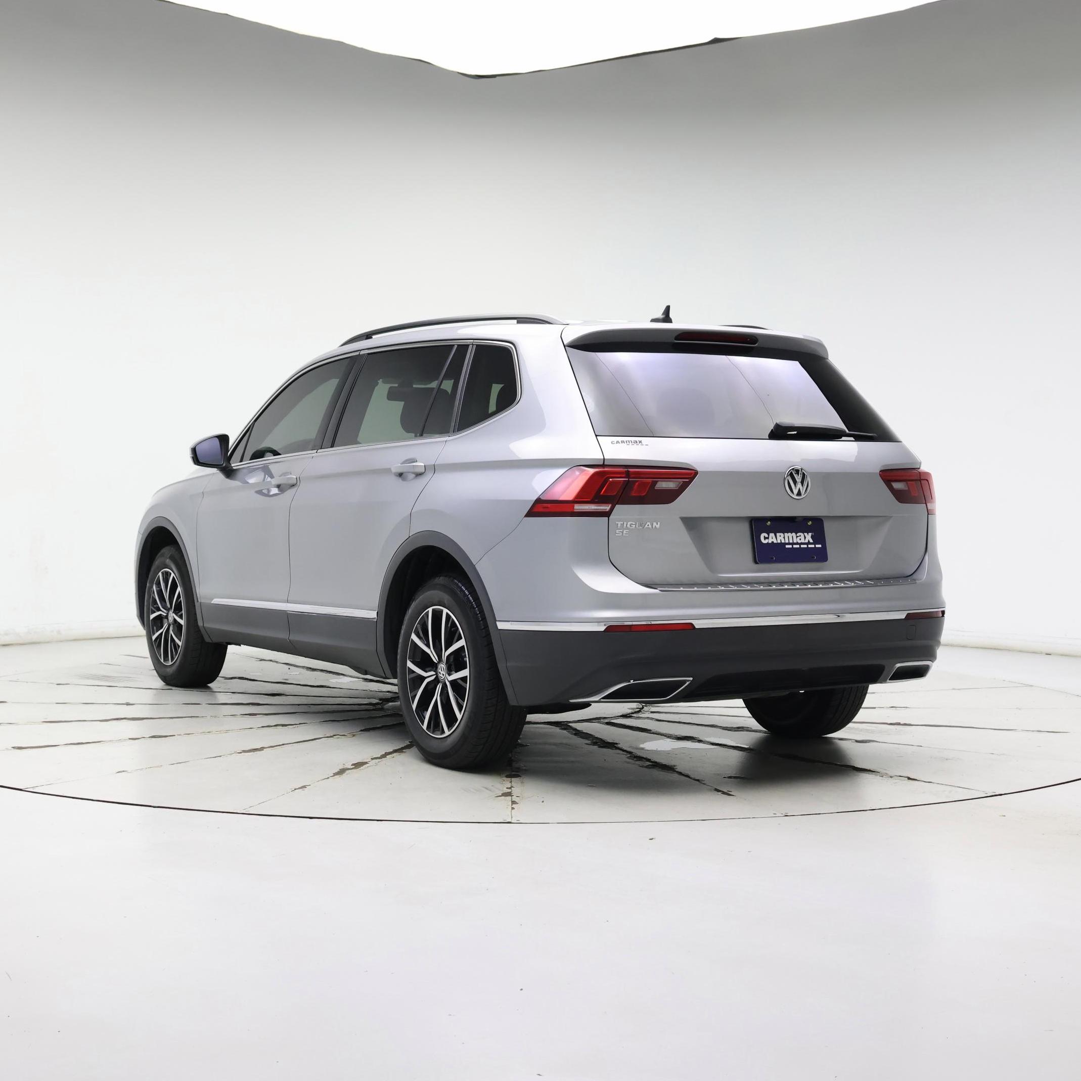 Thumbnail: 2021 Volkswagen Tiguan - 2