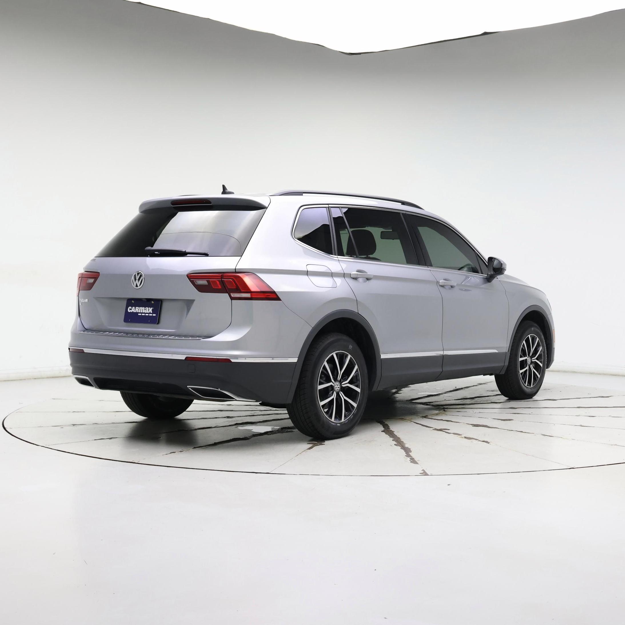 Thumbnail: 2021 Volkswagen Tiguan - 8