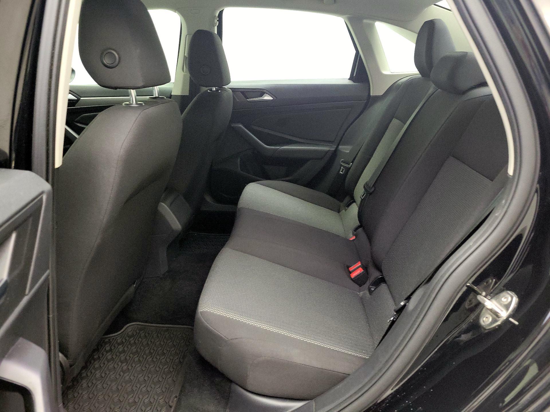 Thumbnail: 2019 Volkswagen Jetta - 19