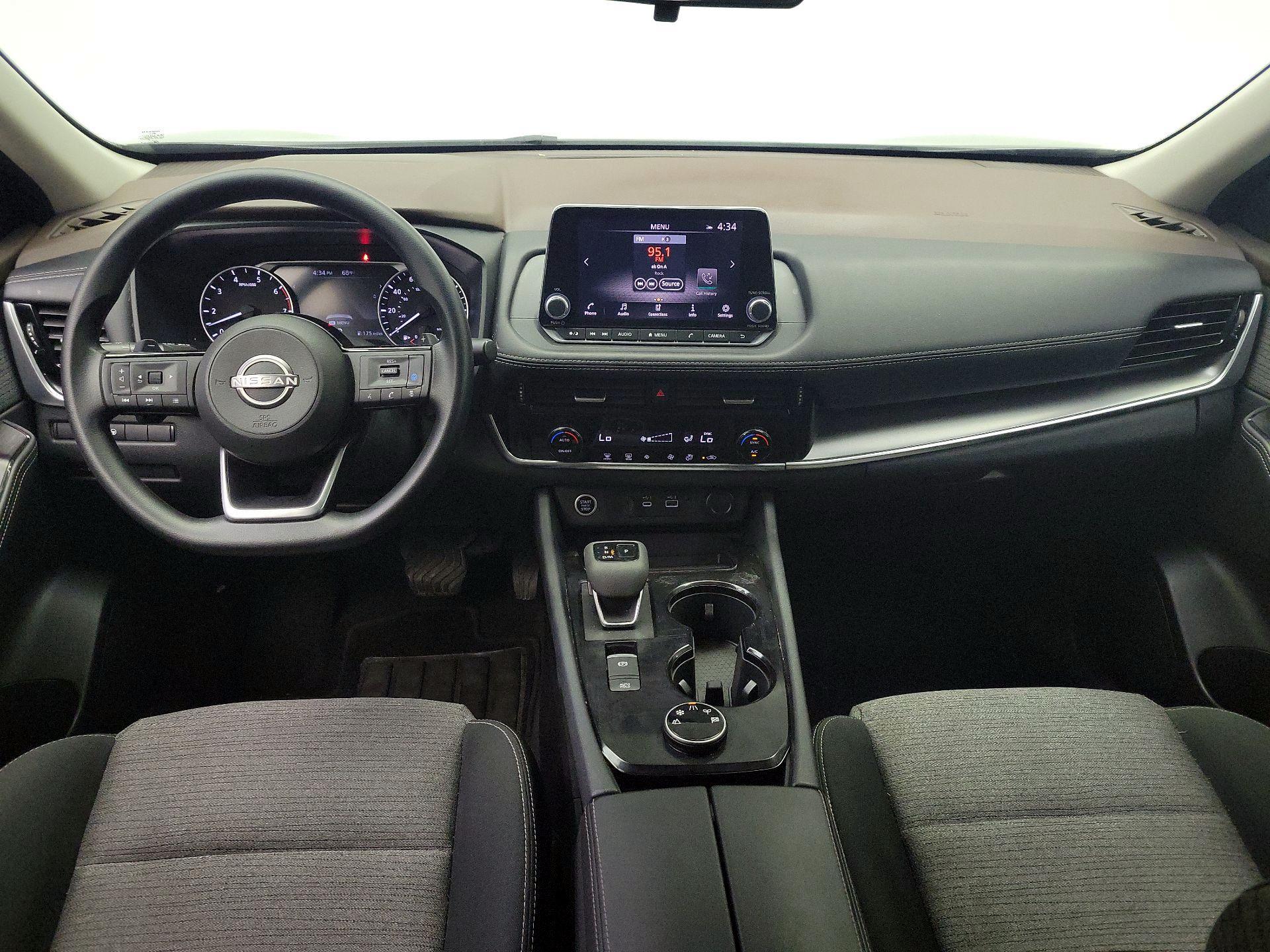 Thumbnail: 2022 Nissan Rogue - 9