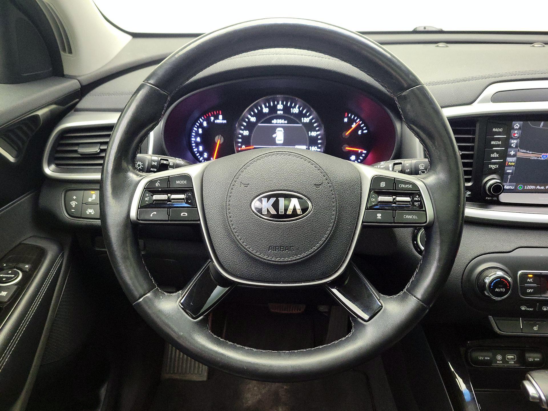Thumbnail: 2019 Kia Sorento - 10