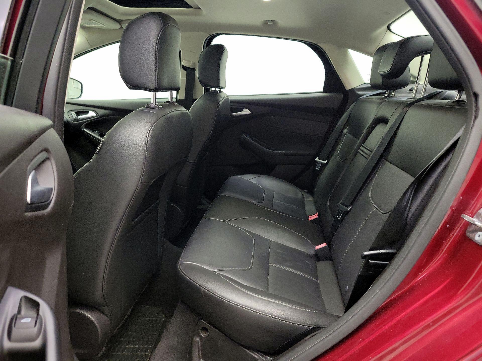 Thumbnail: 2016 Ford Focus - 20