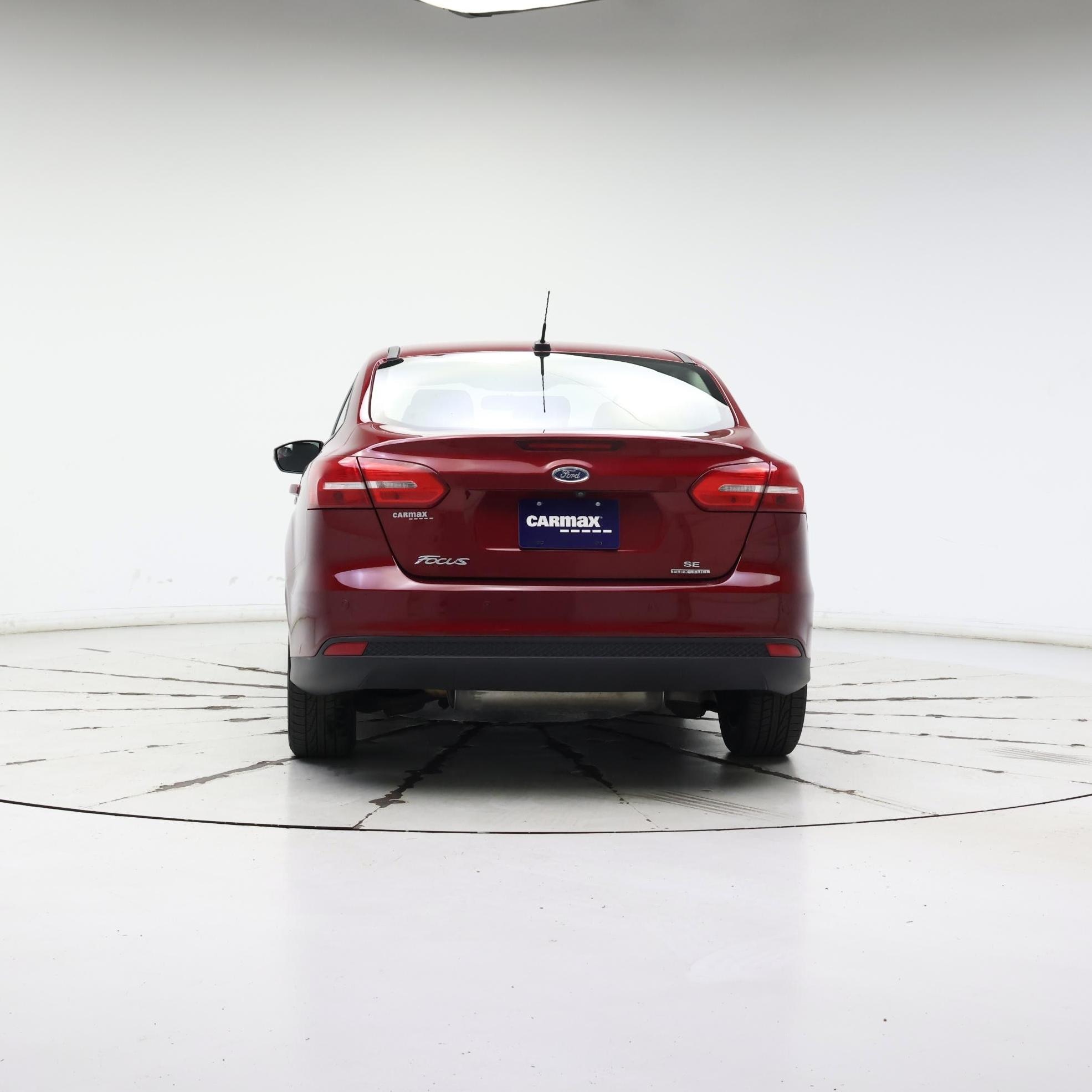 Thumbnail: 2016 Ford Focus - 6