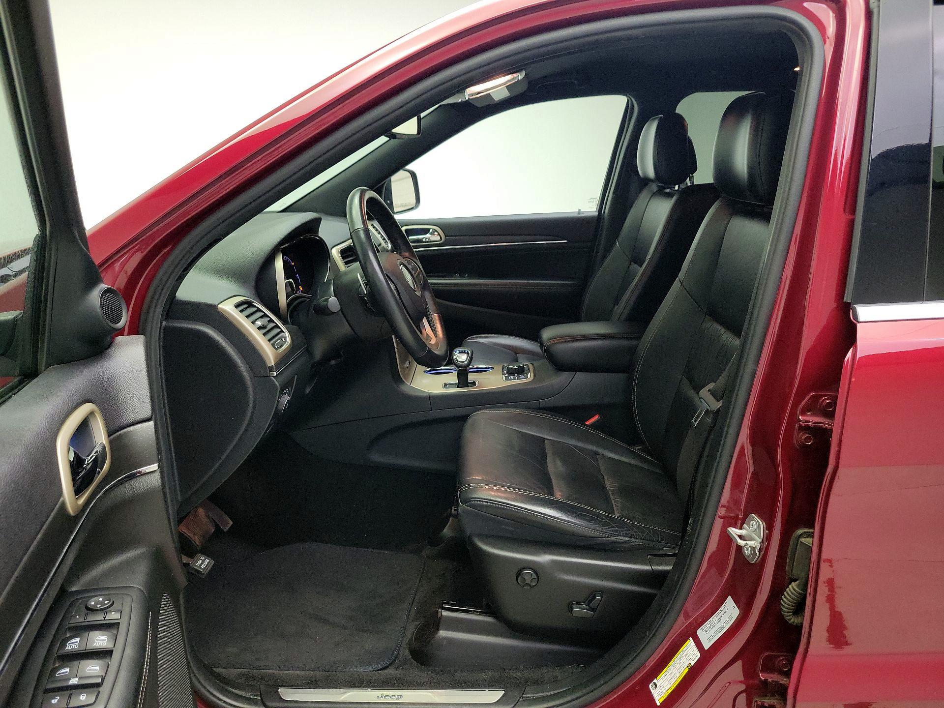 Thumbnail: 2015 Jeep Grand Cherokee - 11