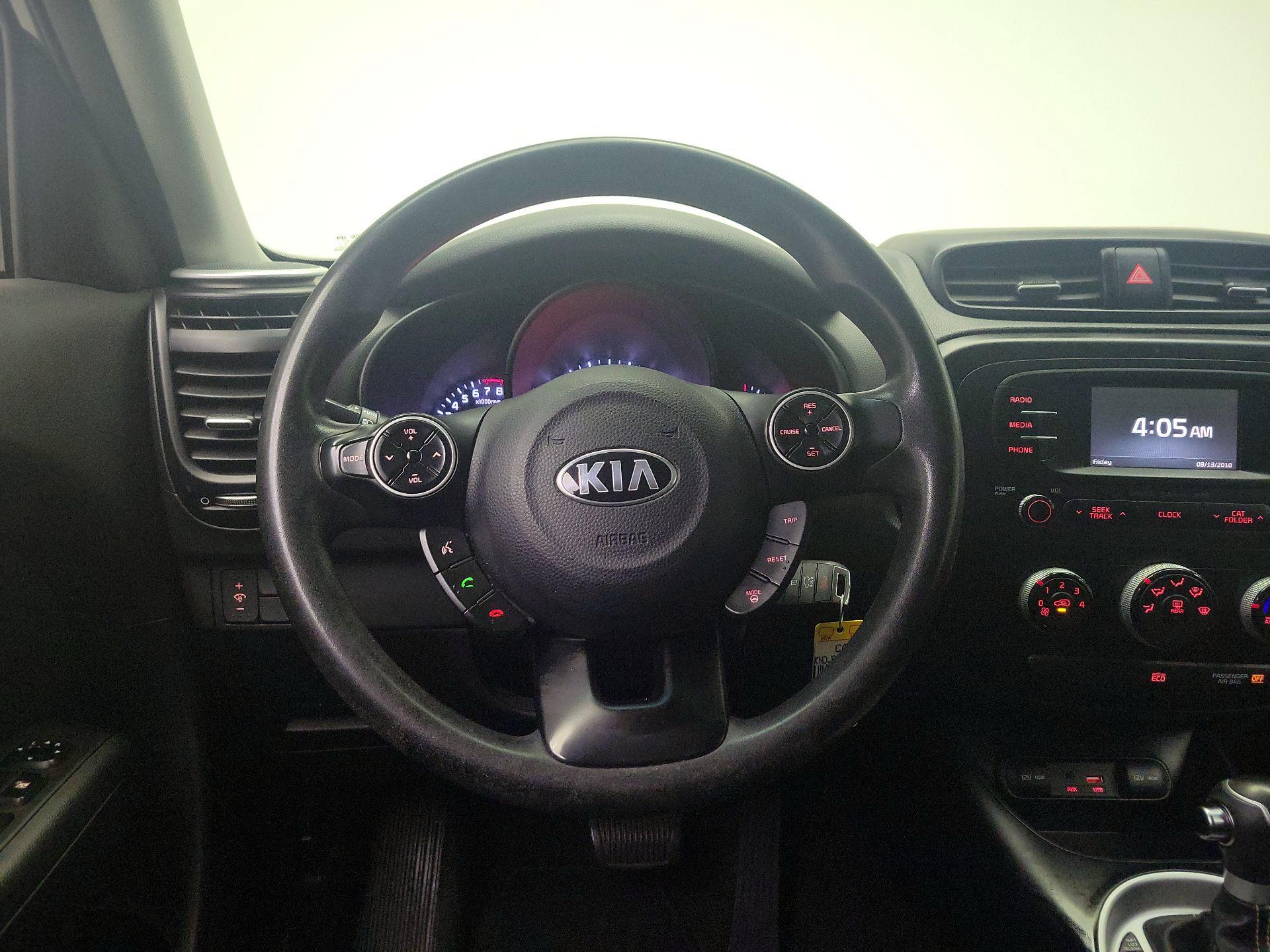 Thumbnail: 2016 Kia Soul - 10