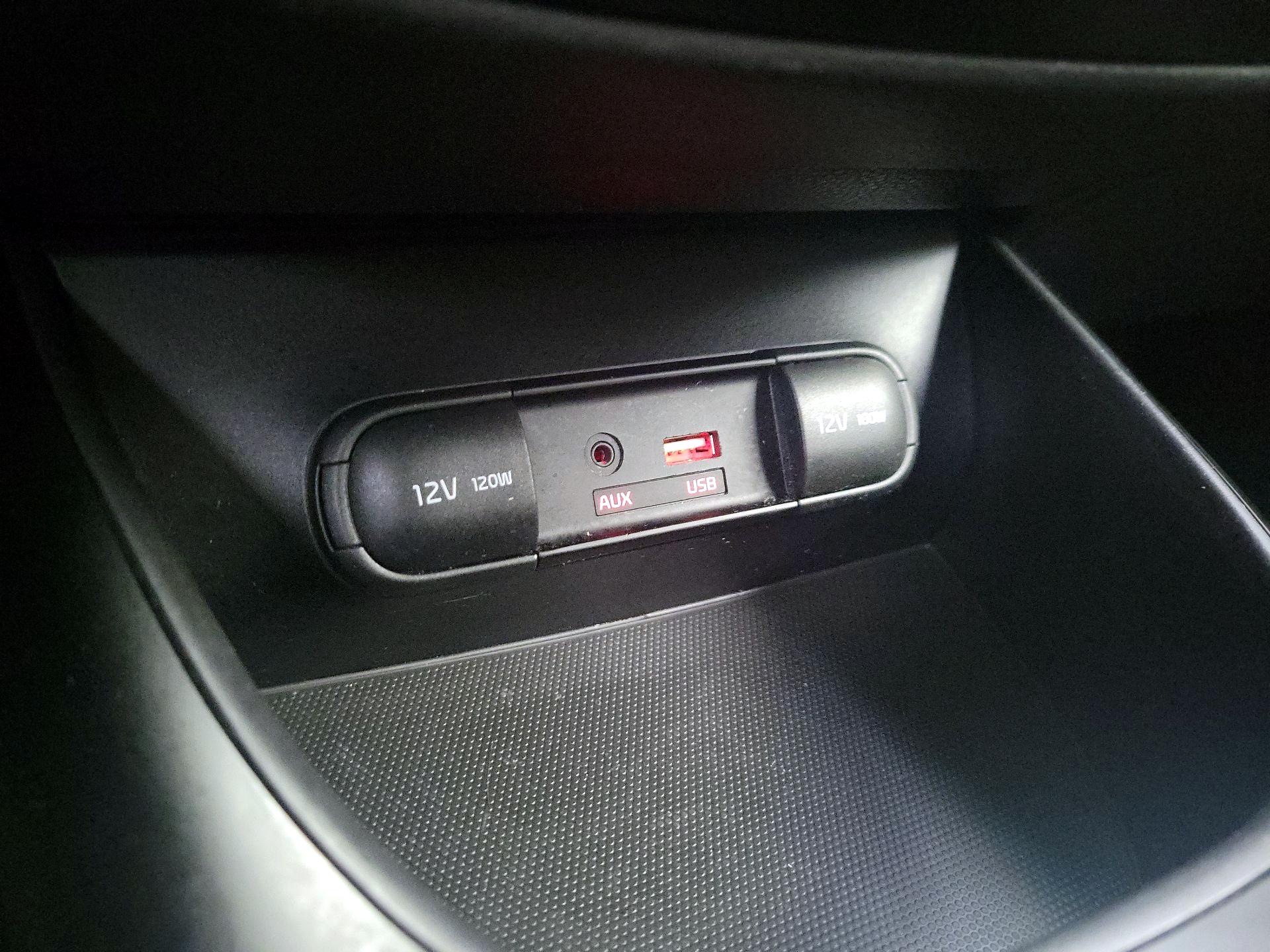 Thumbnail: 2016 Kia Soul - 18