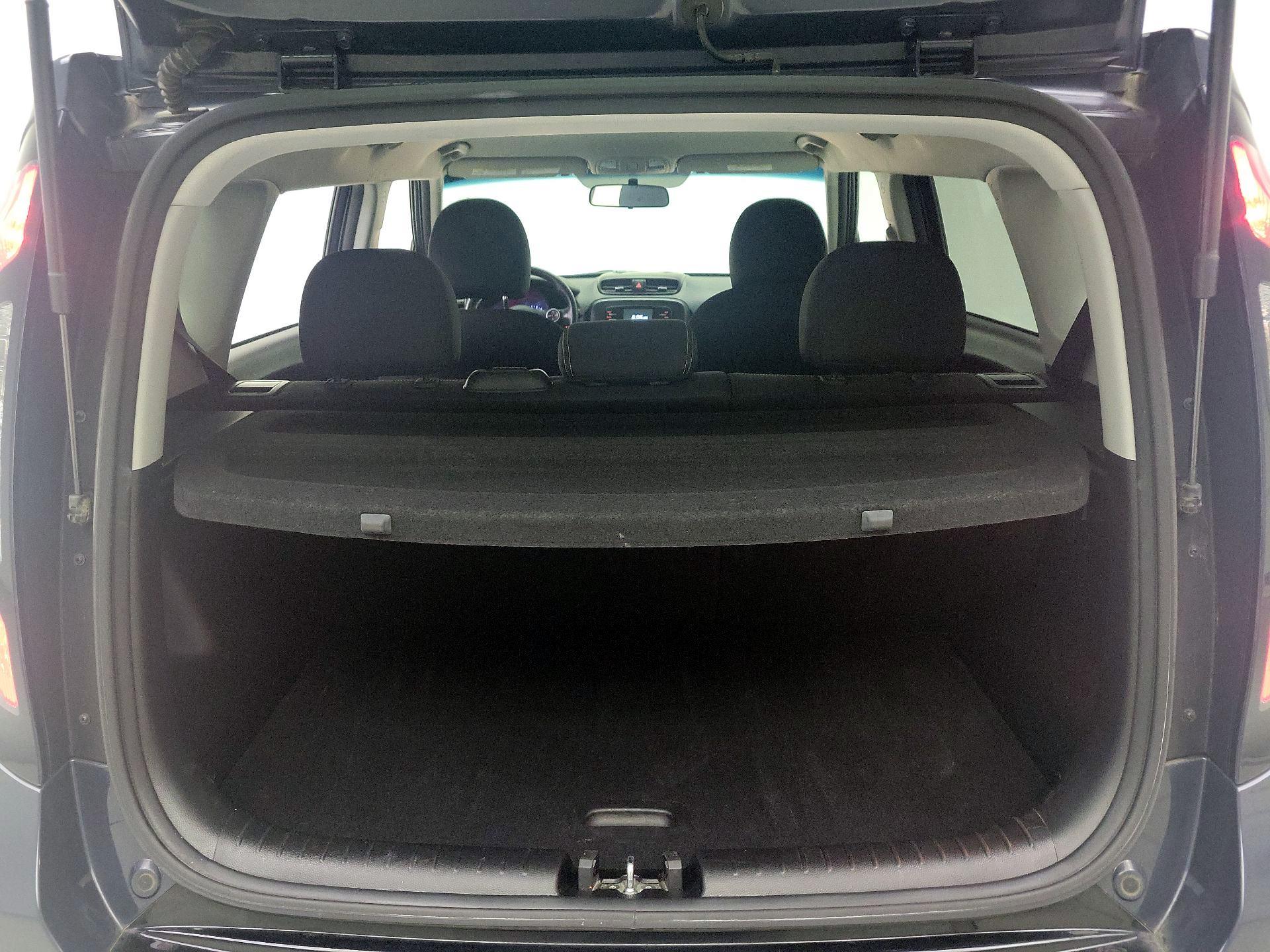 Thumbnail: 2016 Kia Soul - 20