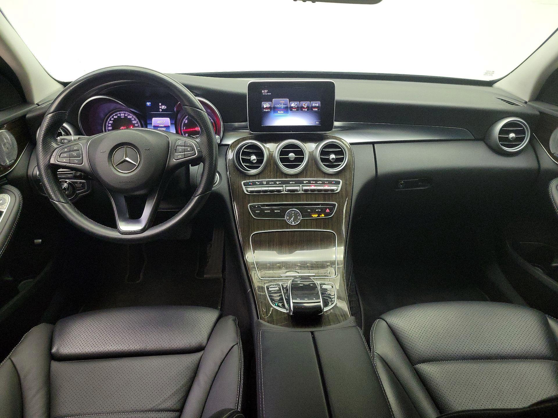 Thumbnail: 2015 Mercedes-Benz C-Class - 9