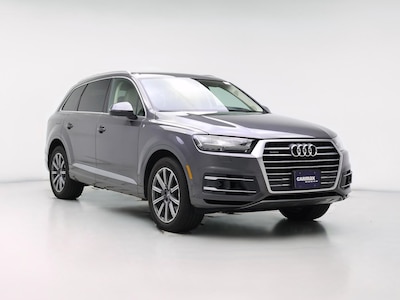 Gray 2019 Audi Q7 Prestige